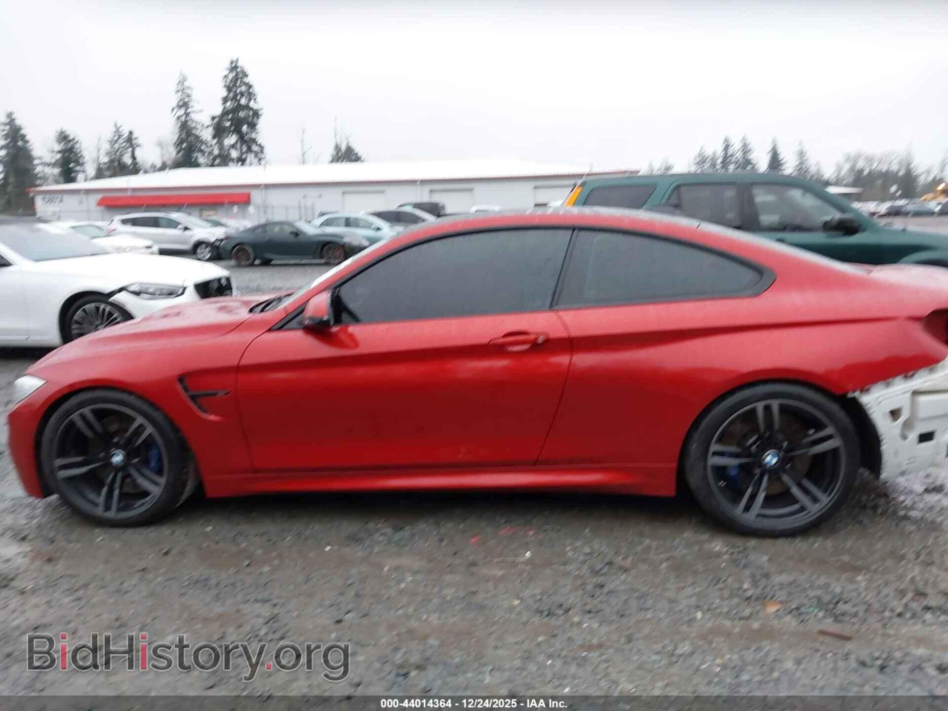 2016 BMW M4 - VIN: WBS3R9C58GK337005 - Фото 15