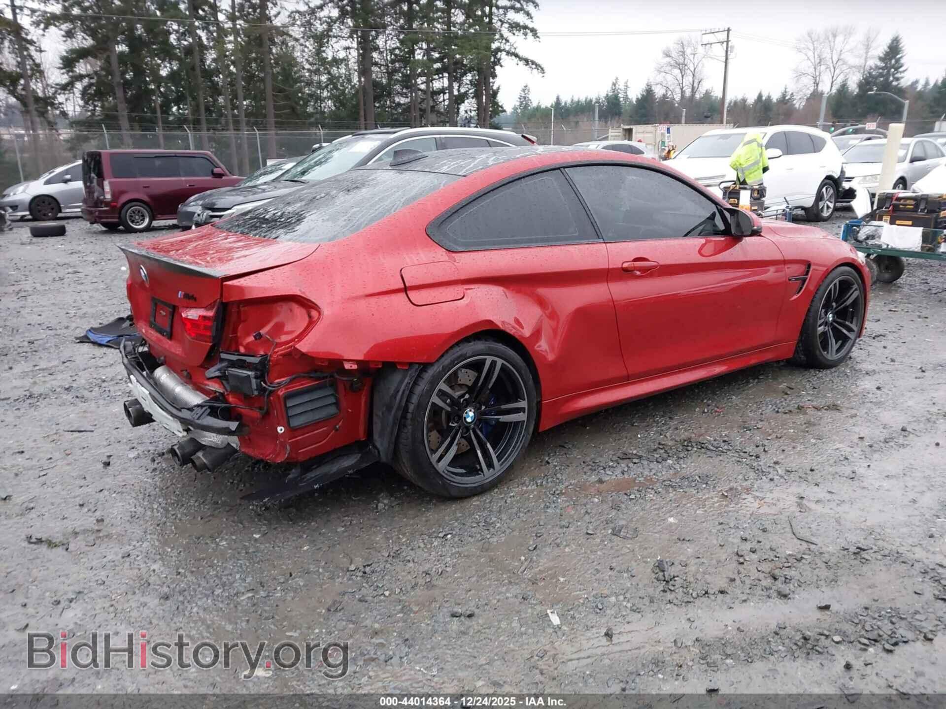 2016 BMW M4 - VIN: WBS3R9C58GK337005 - Фото 4