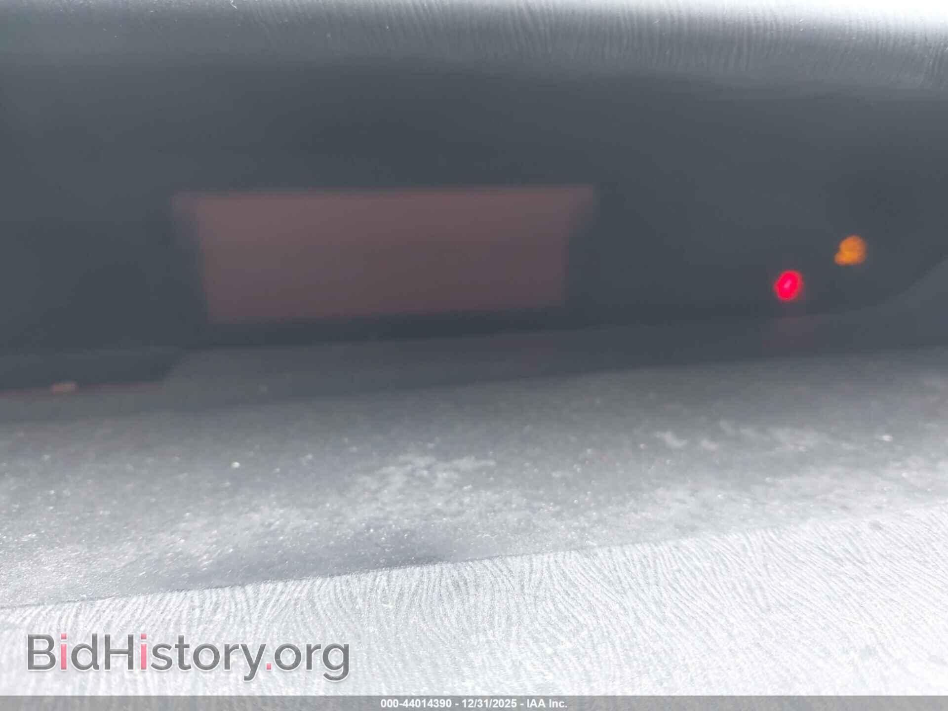 2011 TOYOTA PRIUS - VIN: JTDKN3DU2B0301056 - Фото 7