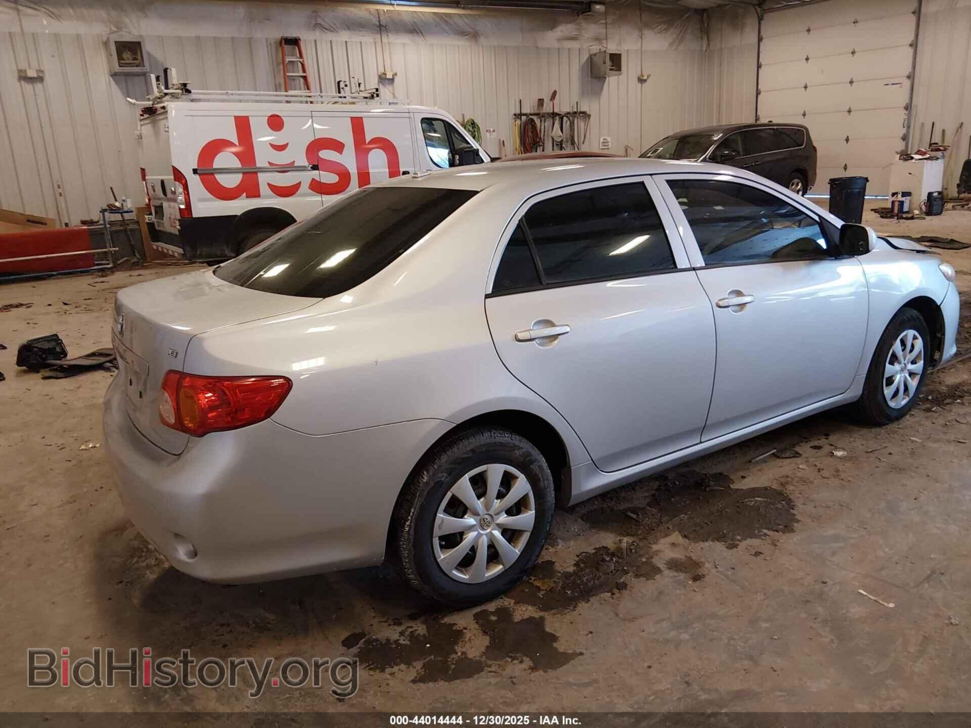 2010 TOYOTA COROLLA - VIN: 2T1BU4EE2AC515985 - Фото 4