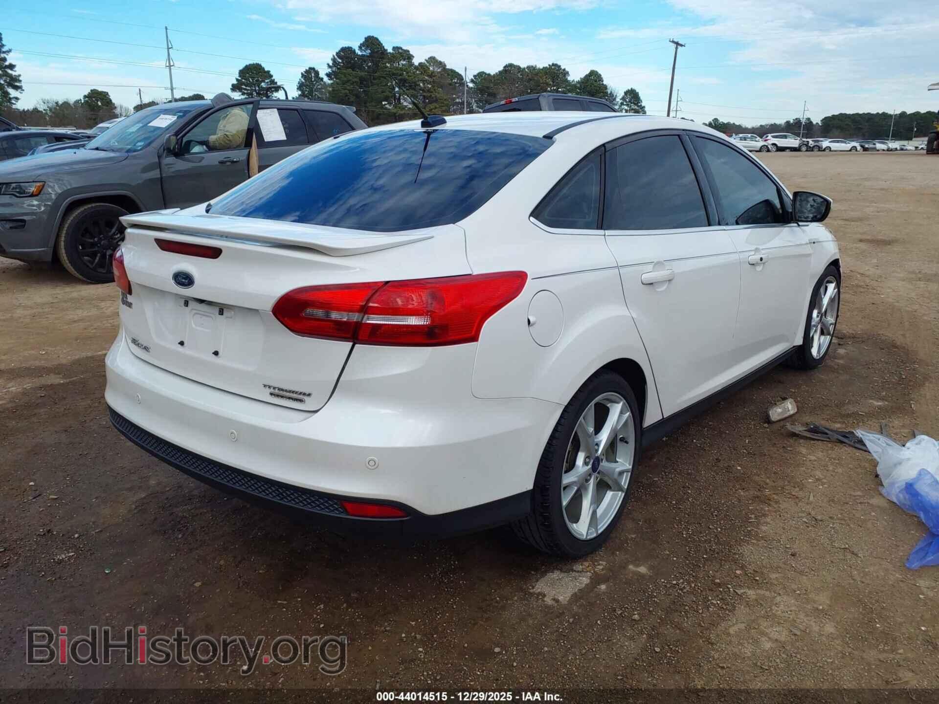 2016 FORD FOCUS - VIN: 1FADP3J23GL383364 - Фото 4