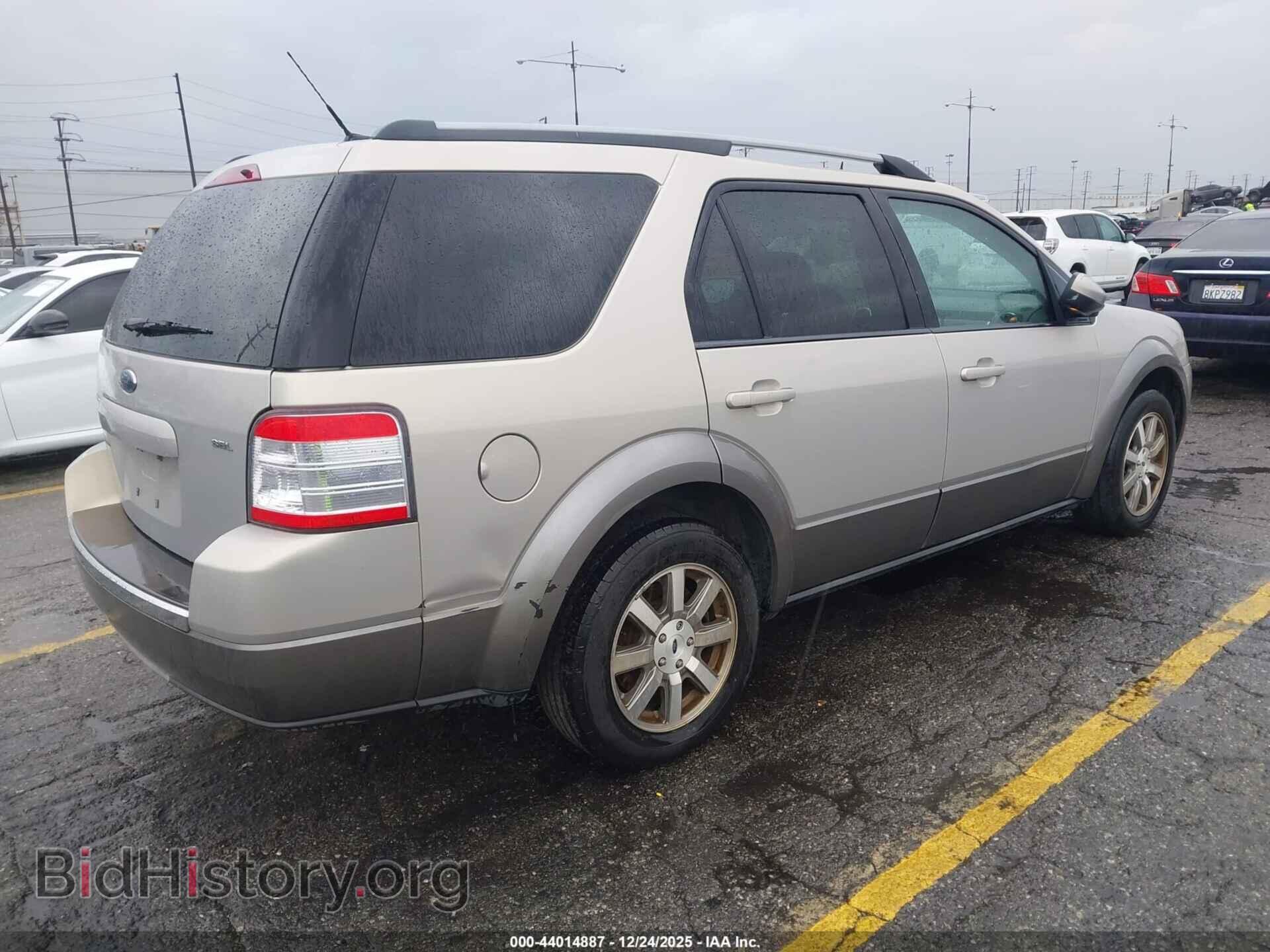 2009 FORD TAURUS X - VIN: 1FMDK02W49GA05456 - Фото 4