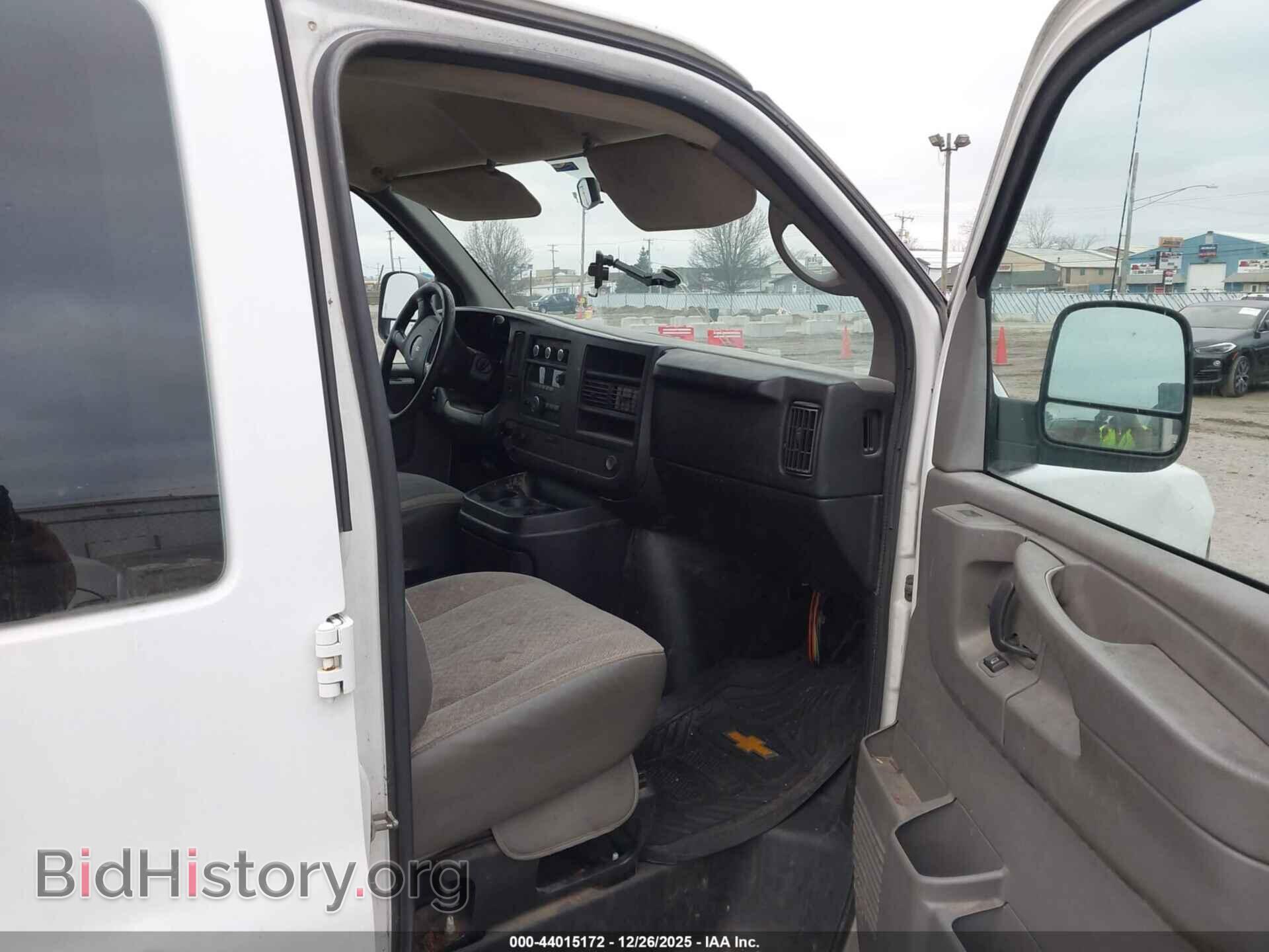 2013 GMC SAVANA 1500 - VIN: 1GTS7AFX4D1102240 - Фото 5