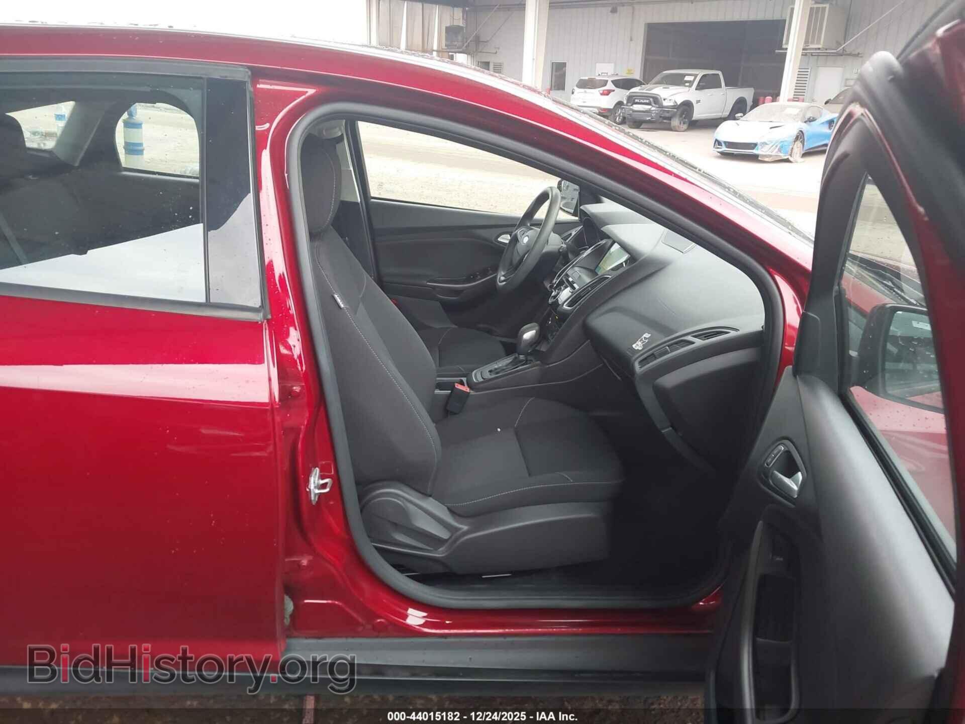 2017 FORD FOCUS - VIN: 1FADP3M2XHL213838 - Фото 5