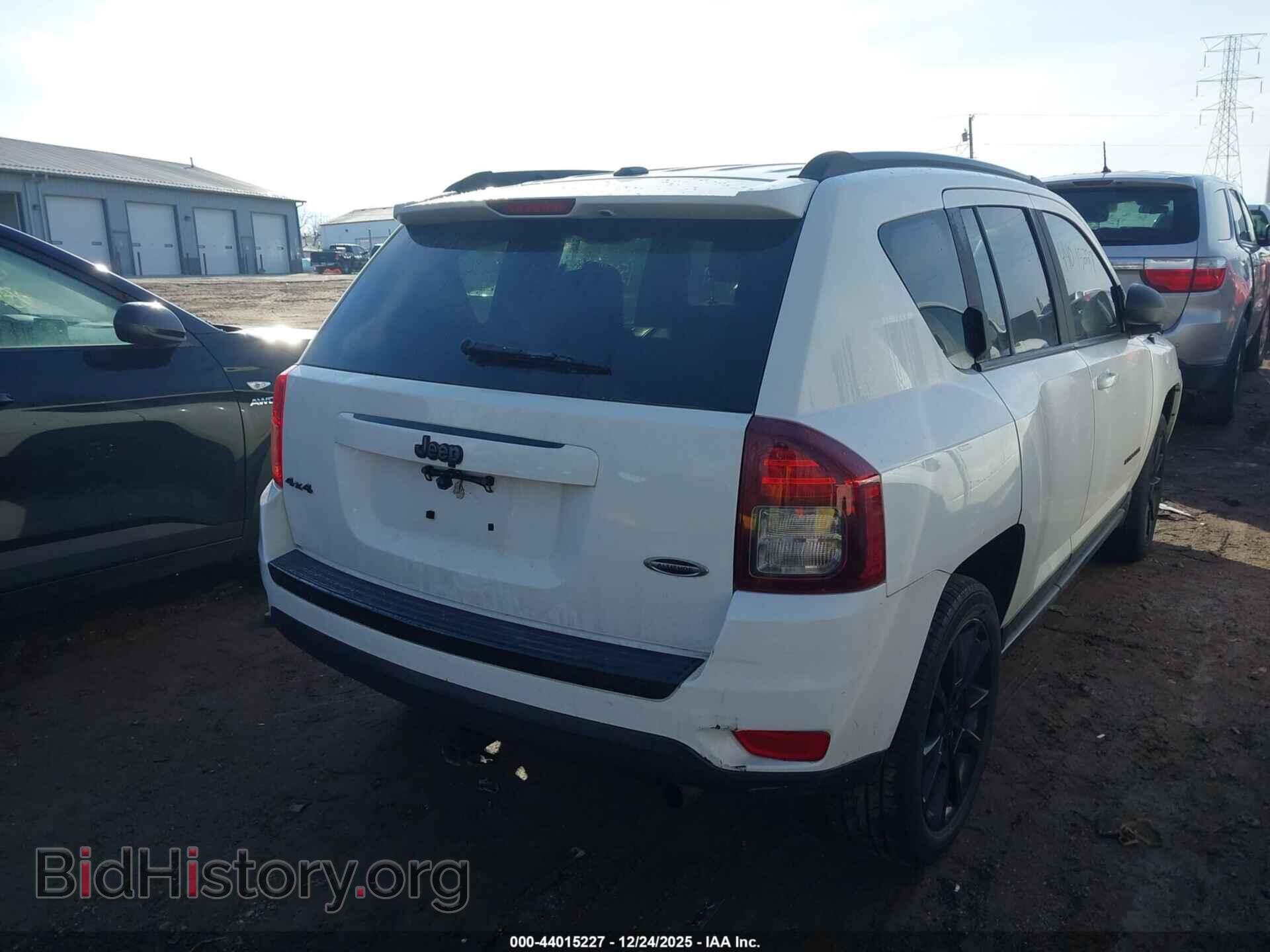 2015 JEEP COMPASS - VIN: 1C4NJDBB6FD324791 - Фото 4