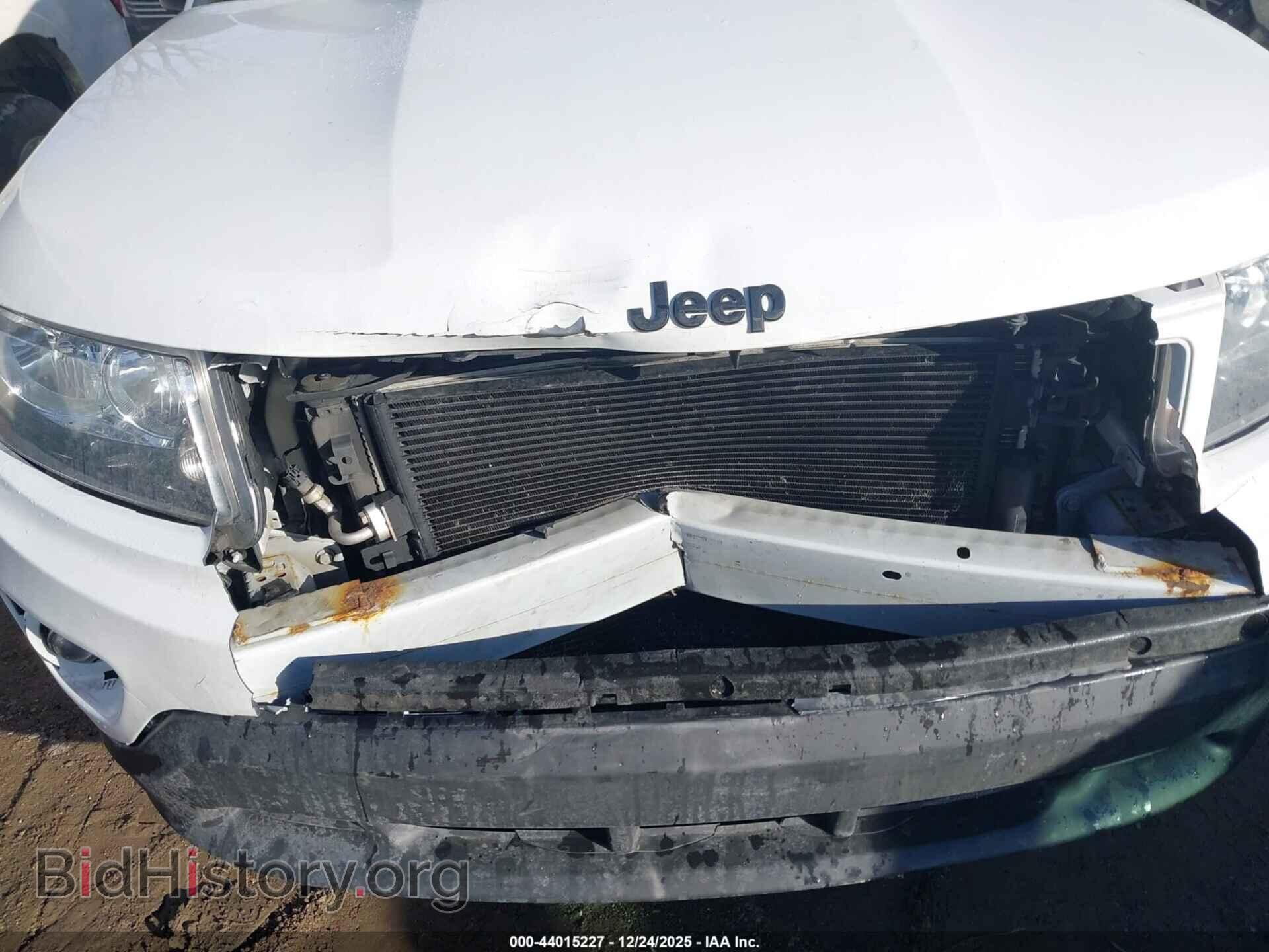 2015 JEEP COMPASS - VIN: 1C4NJDBB6FD324791 - Фото 6