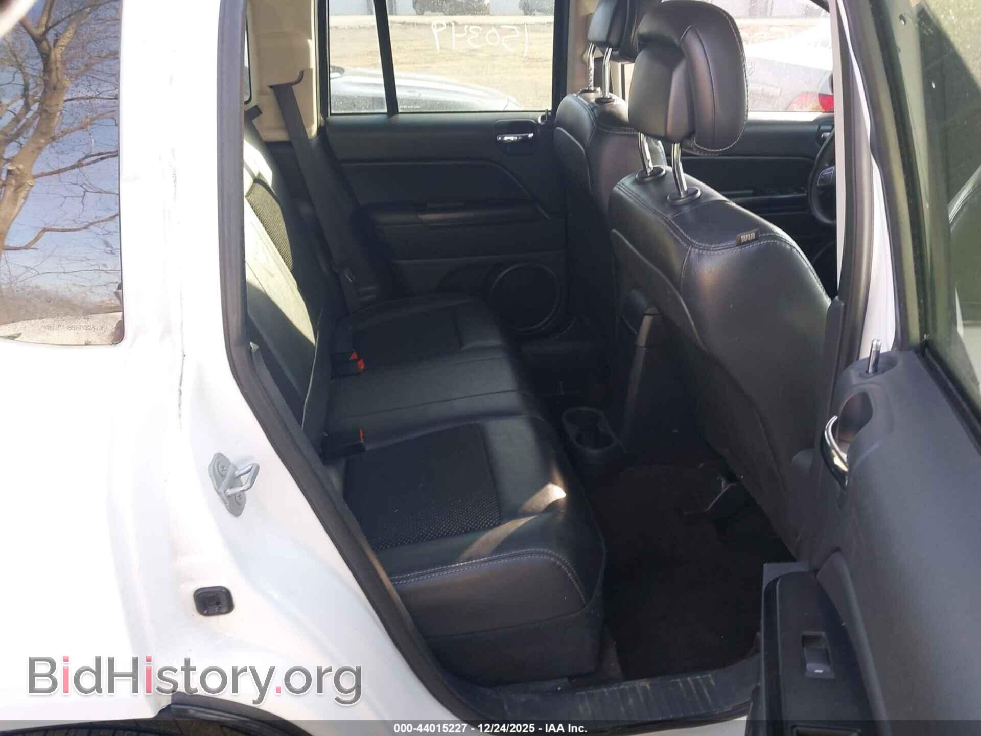 2015 JEEP COMPASS - VIN: 1C4NJDBB6FD324791 - Фото 8