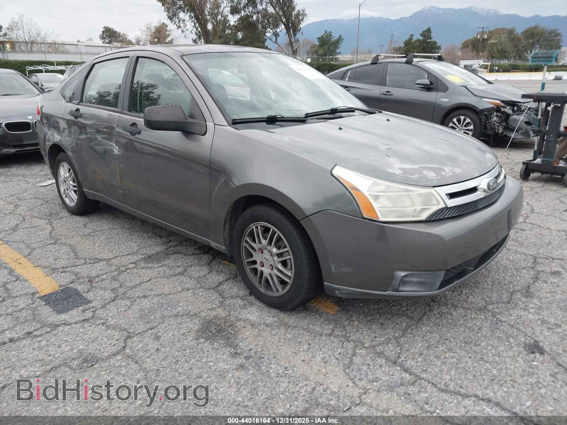 Photo 1FAHP3FN0BW142096 - FORD FOCUS 2011