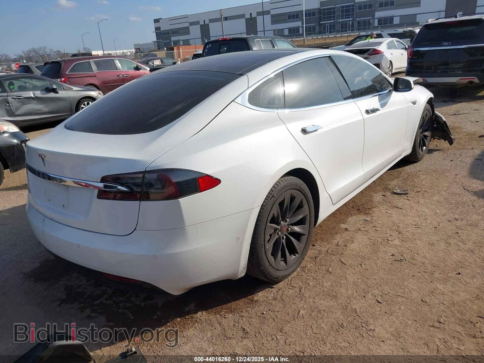 2016 TESLA MODEL S - VIN: 5YJSA1E16GF150560 - Фото 4