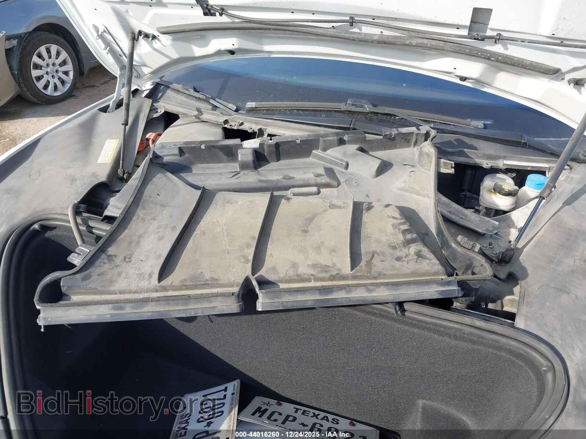2016 TESLA MODEL S - VIN: 5YJSA1E16GF150560 - Фото 10