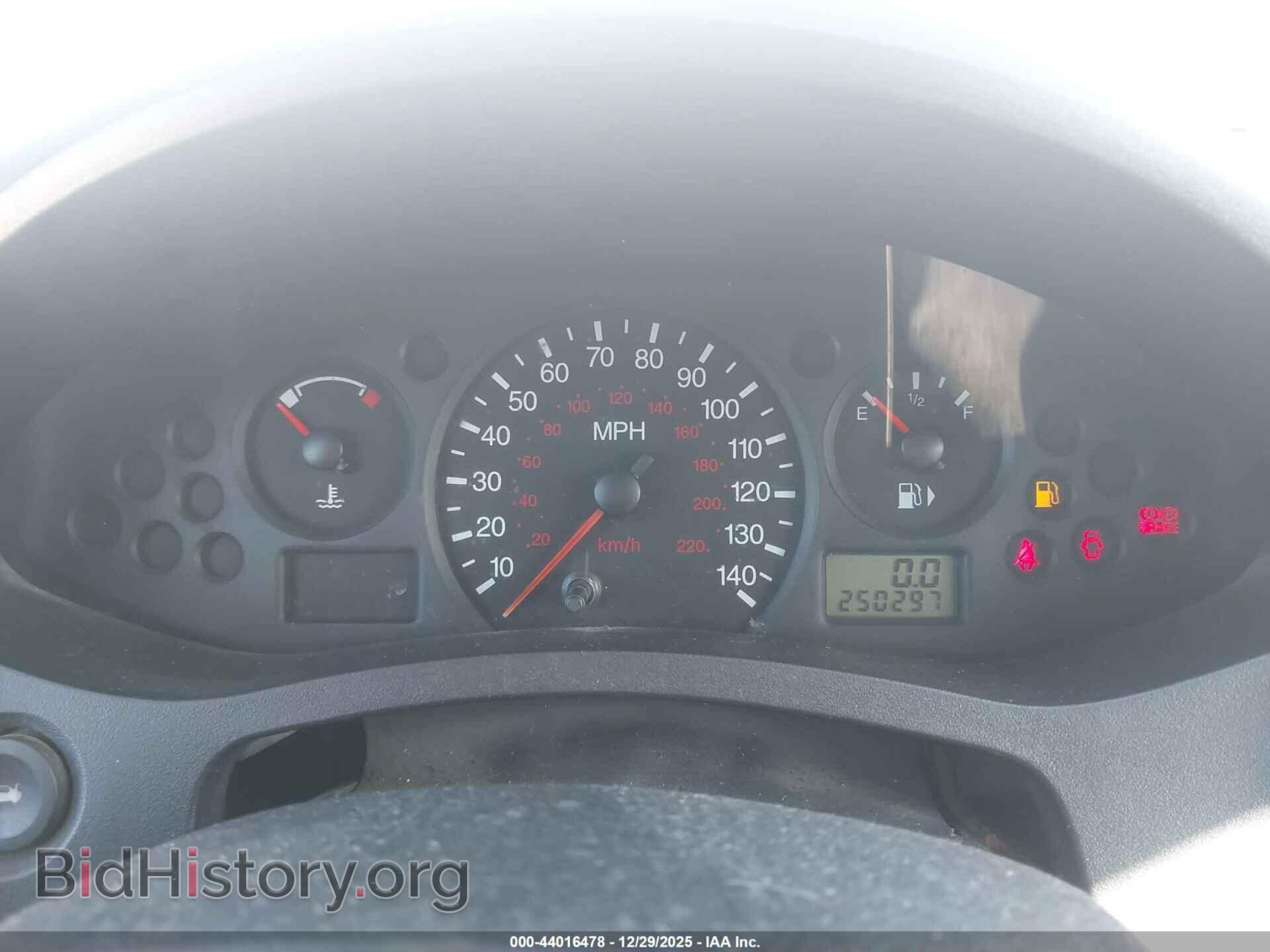 2007 FORD FOCUS - VIN: 1FAFP34N47W106011 - Фото 7