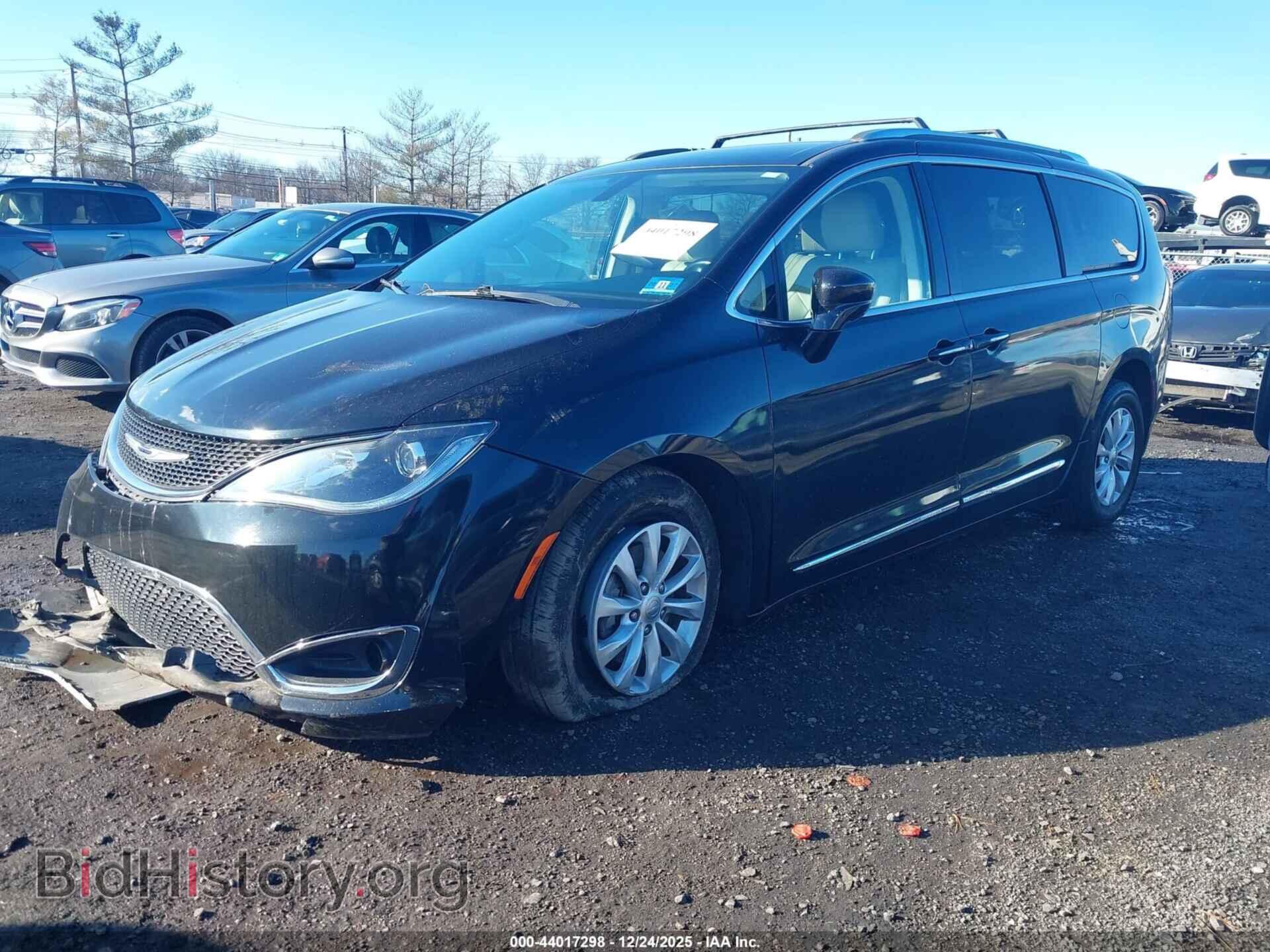 2019 CHRYSLER PACIFICA - VIN: 2C4RC1BG2KR715269 - Фото 2