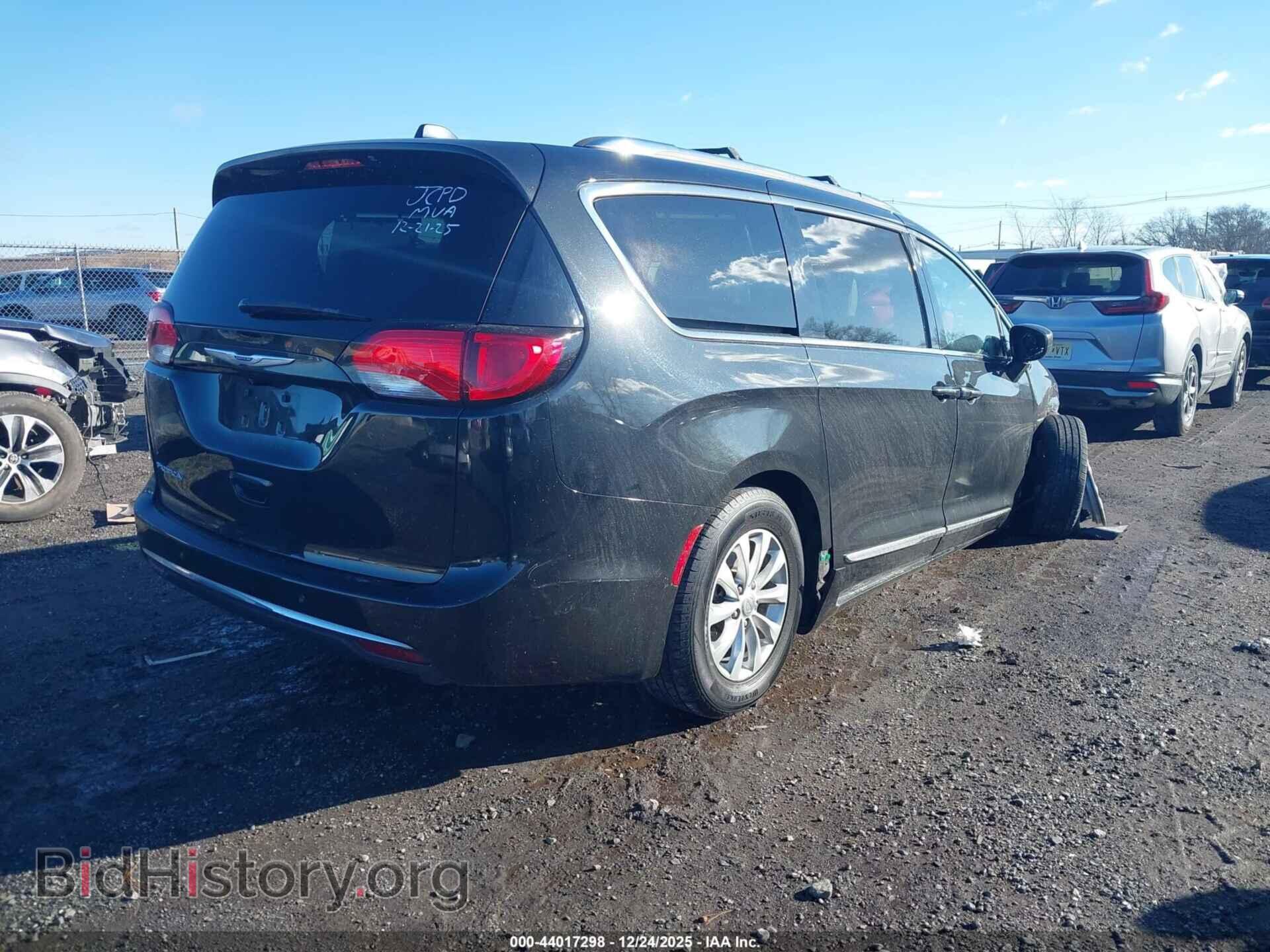 2019 CHRYSLER PACIFICA - VIN: 2C4RC1BG2KR715269 - Фото 4