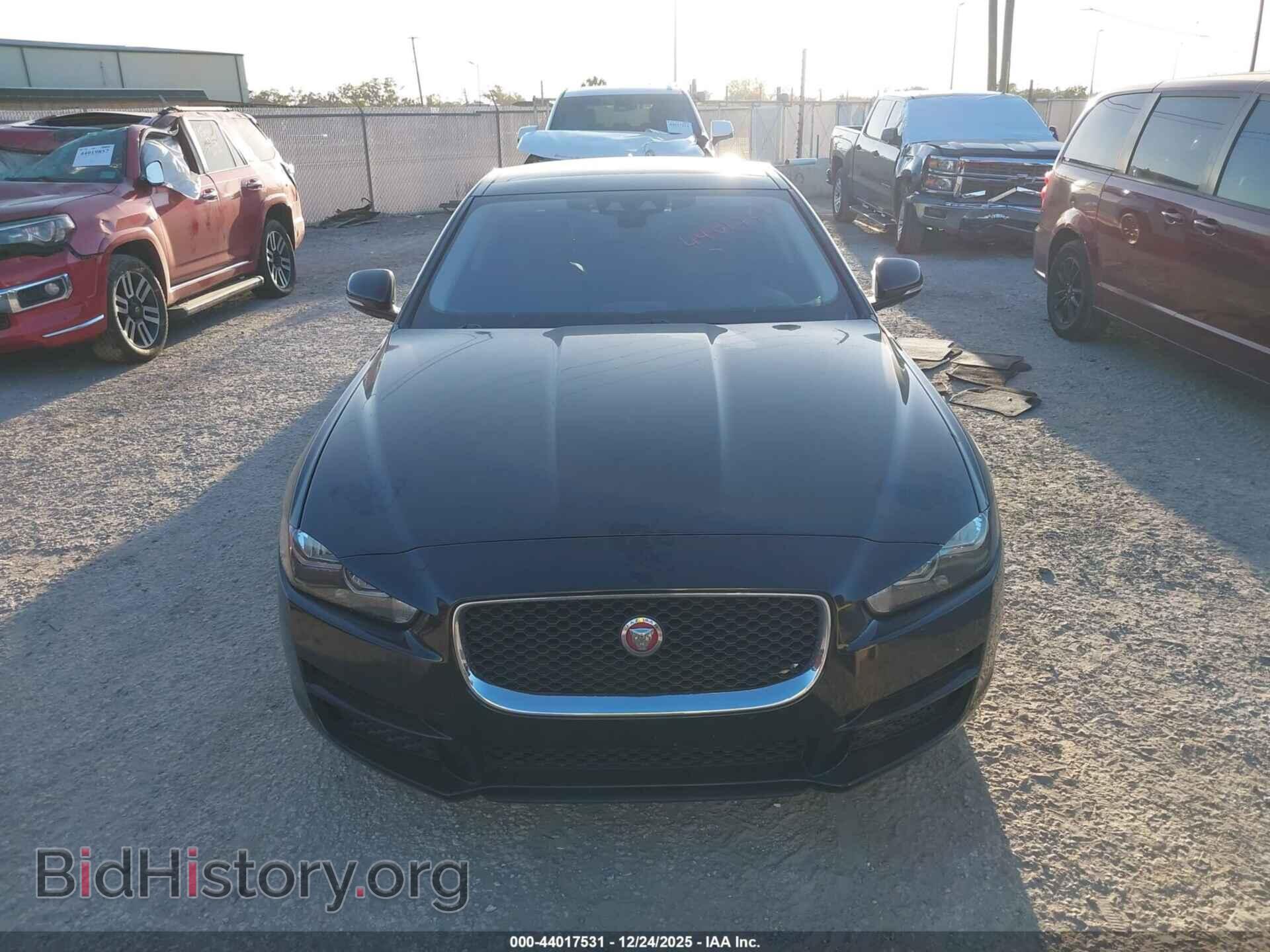 2017 JAGUAR XE - VIN: SAJAR4BG7HA951802 - Фото 12