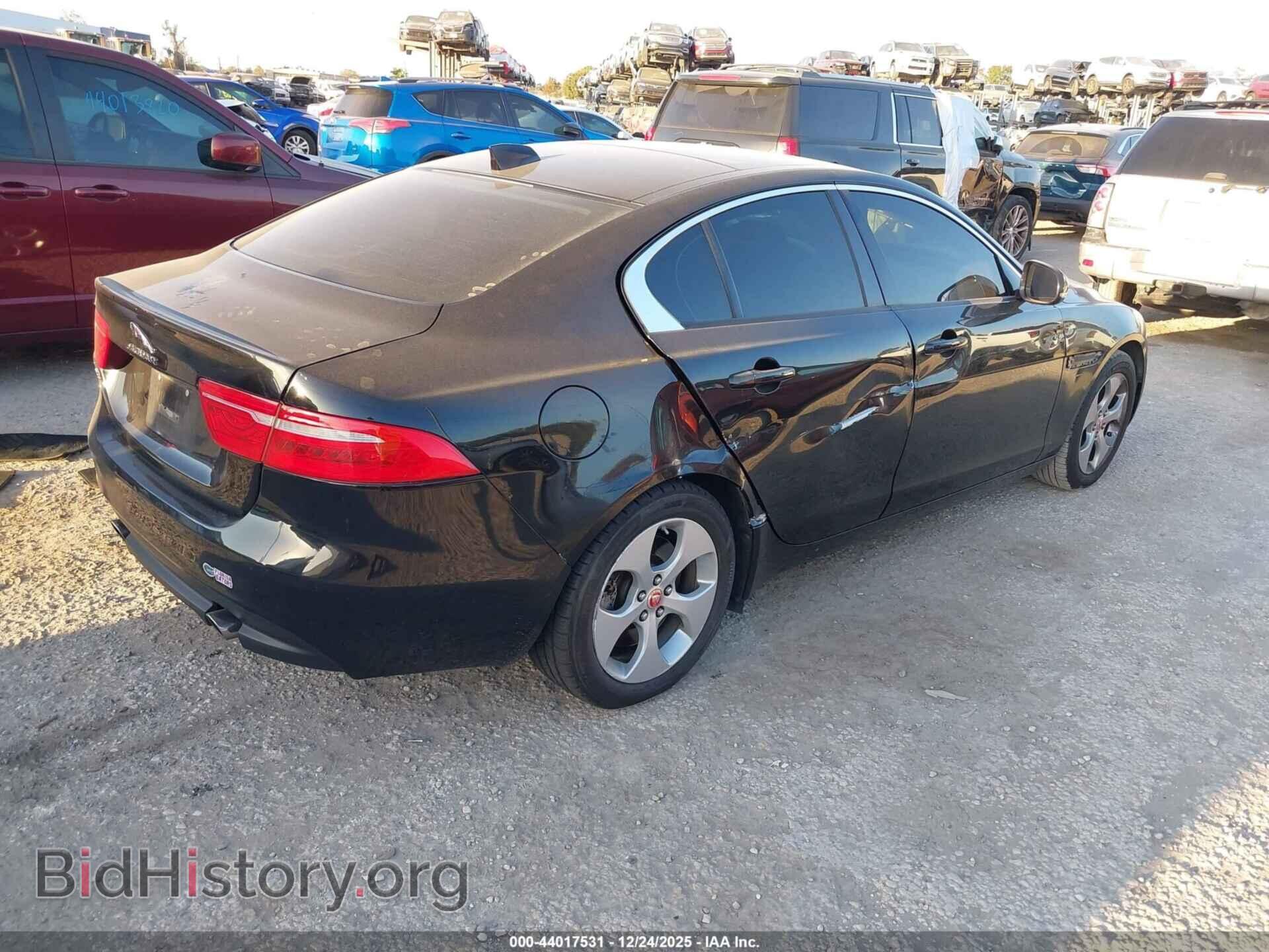 2017 JAGUAR XE - VIN: SAJAR4BG7HA951802 - Фото 4