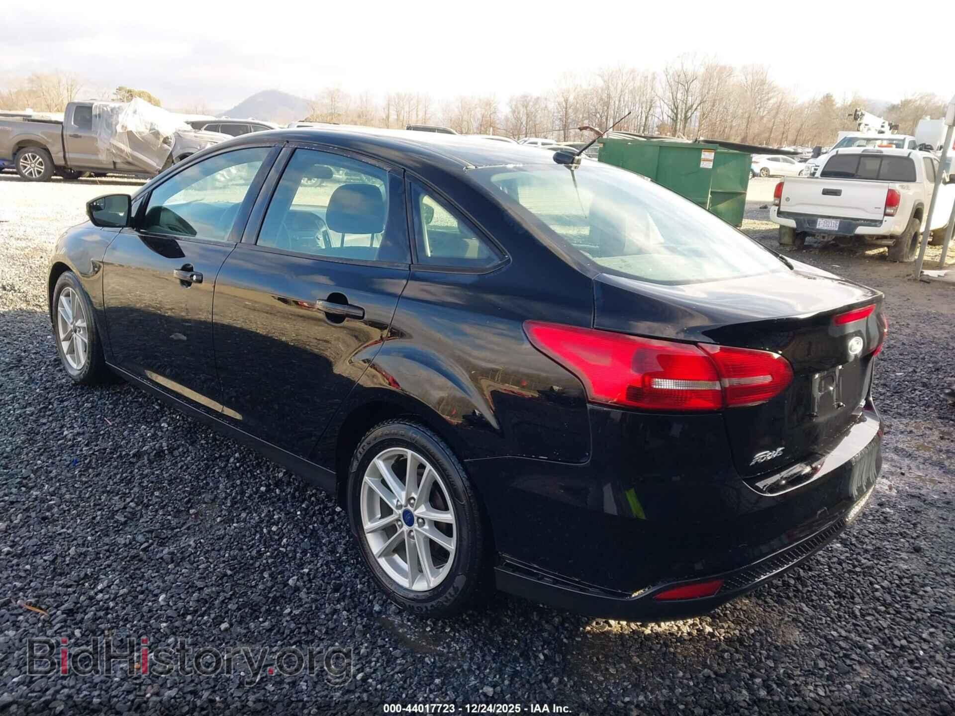 2017 FORD FOCUS - VIN: 1FADP3F26HL262273 - Фото 3