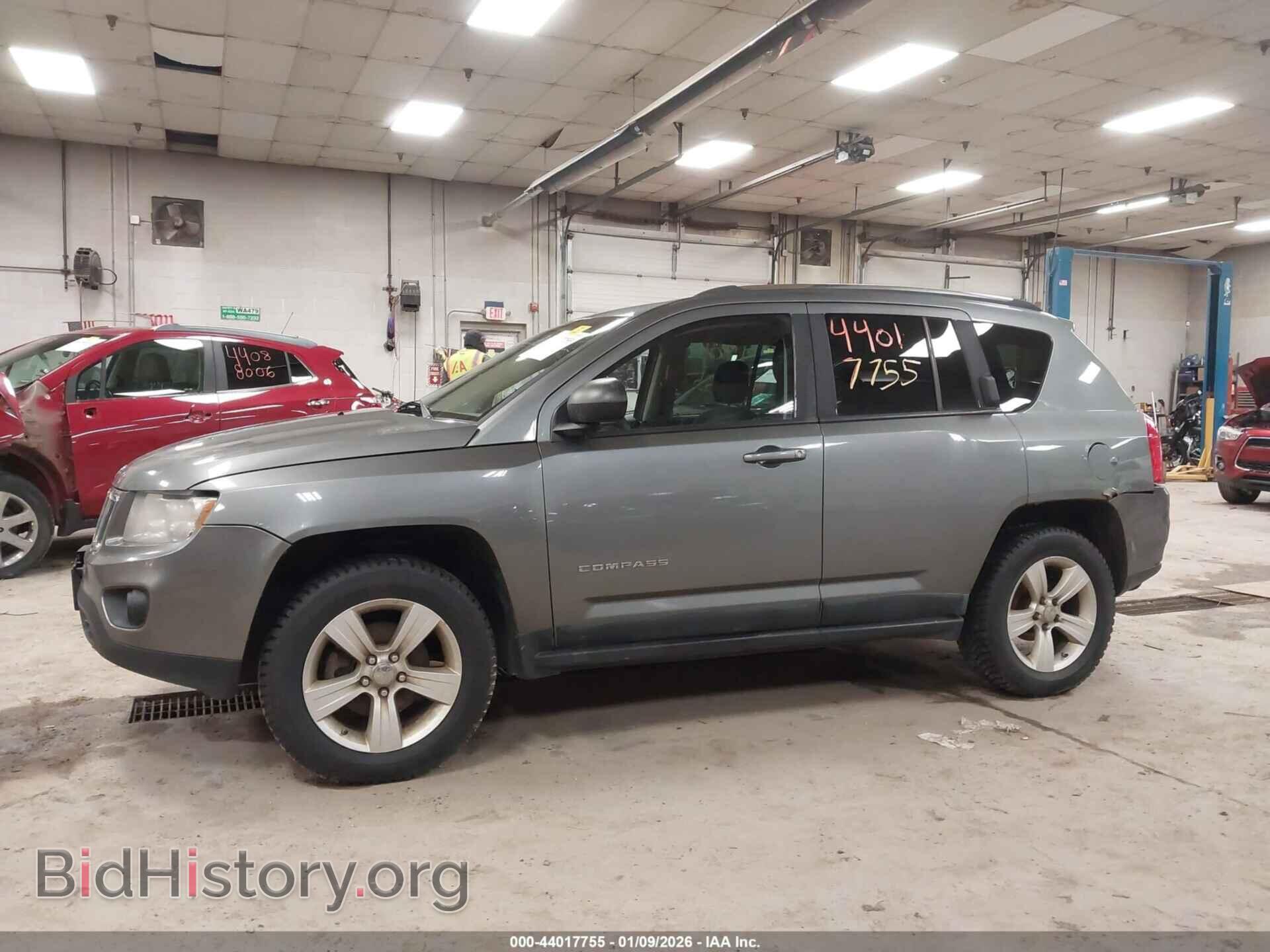2011 JEEP COMPASS - VIN: 1J4NF1FB8BD279657 - Photo 14