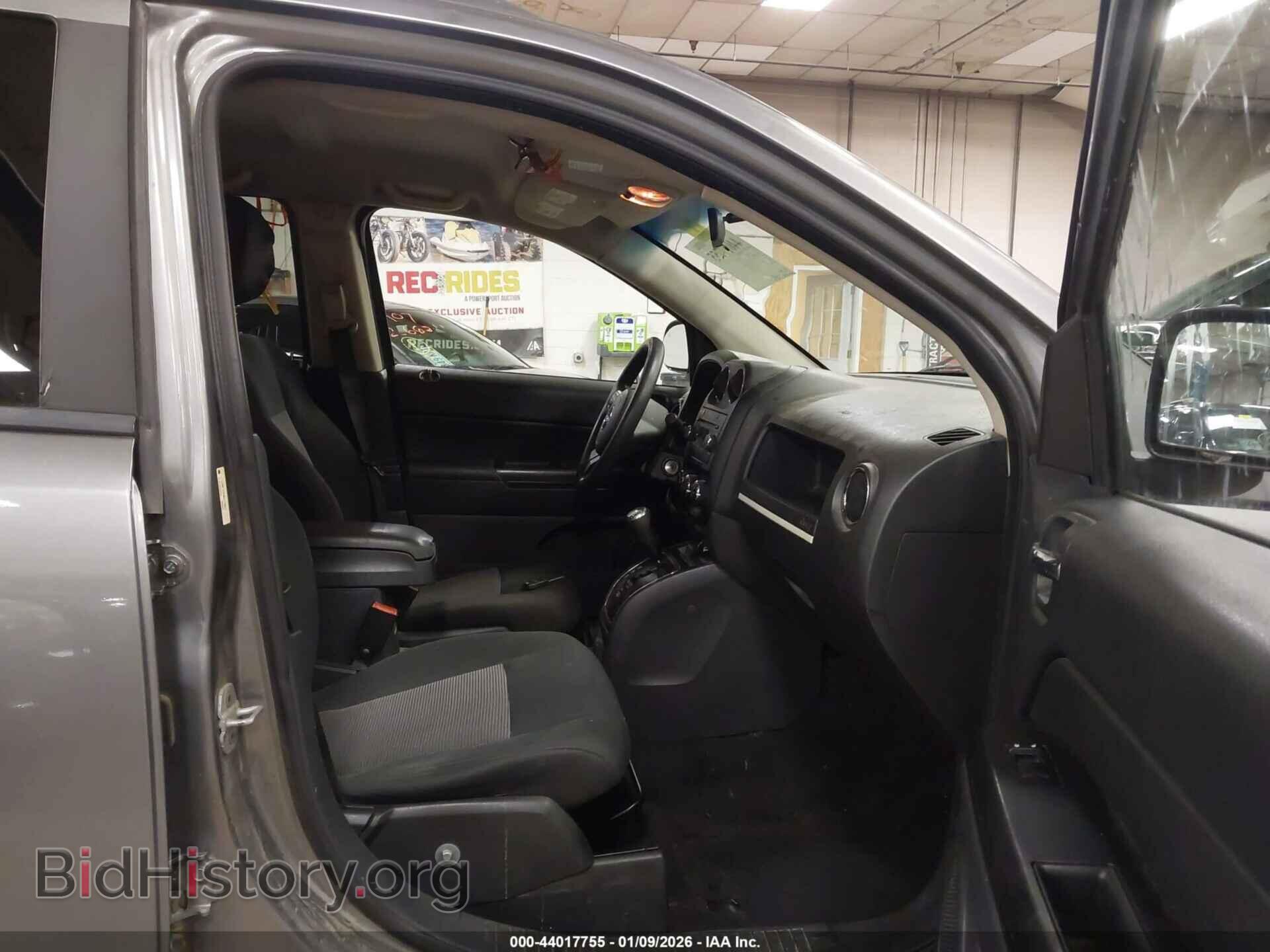 2011 JEEP COMPASS - VIN: 1J4NF1FB8BD279657 - Photo 5