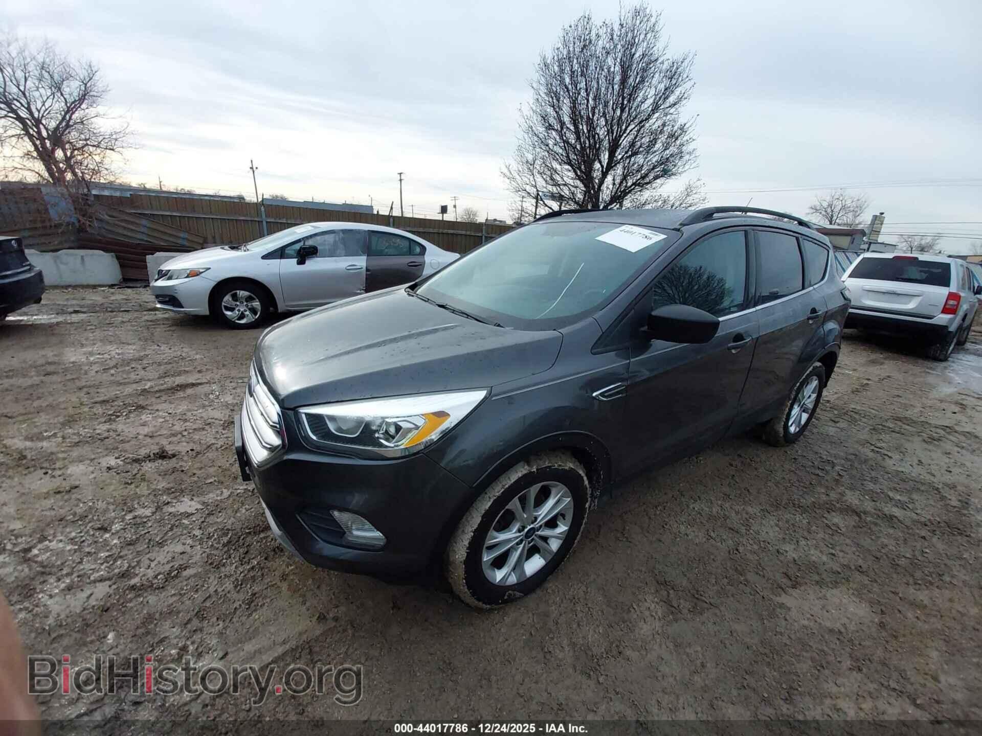 2017 FORD ESCAPE - VIN: 1FMCU0GD2HUC08200 - Фото 2