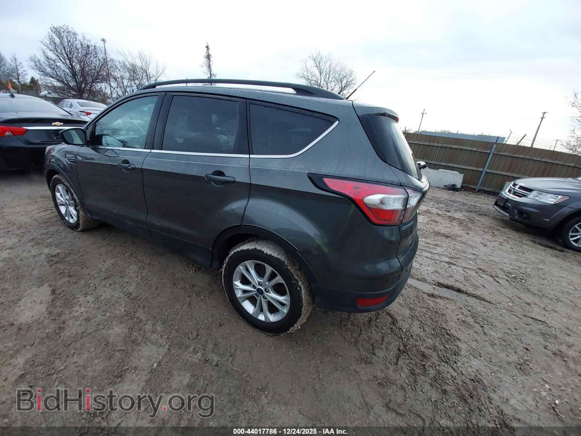 2017 FORD ESCAPE - VIN: 1FMCU0GD2HUC08200 - Фото 3