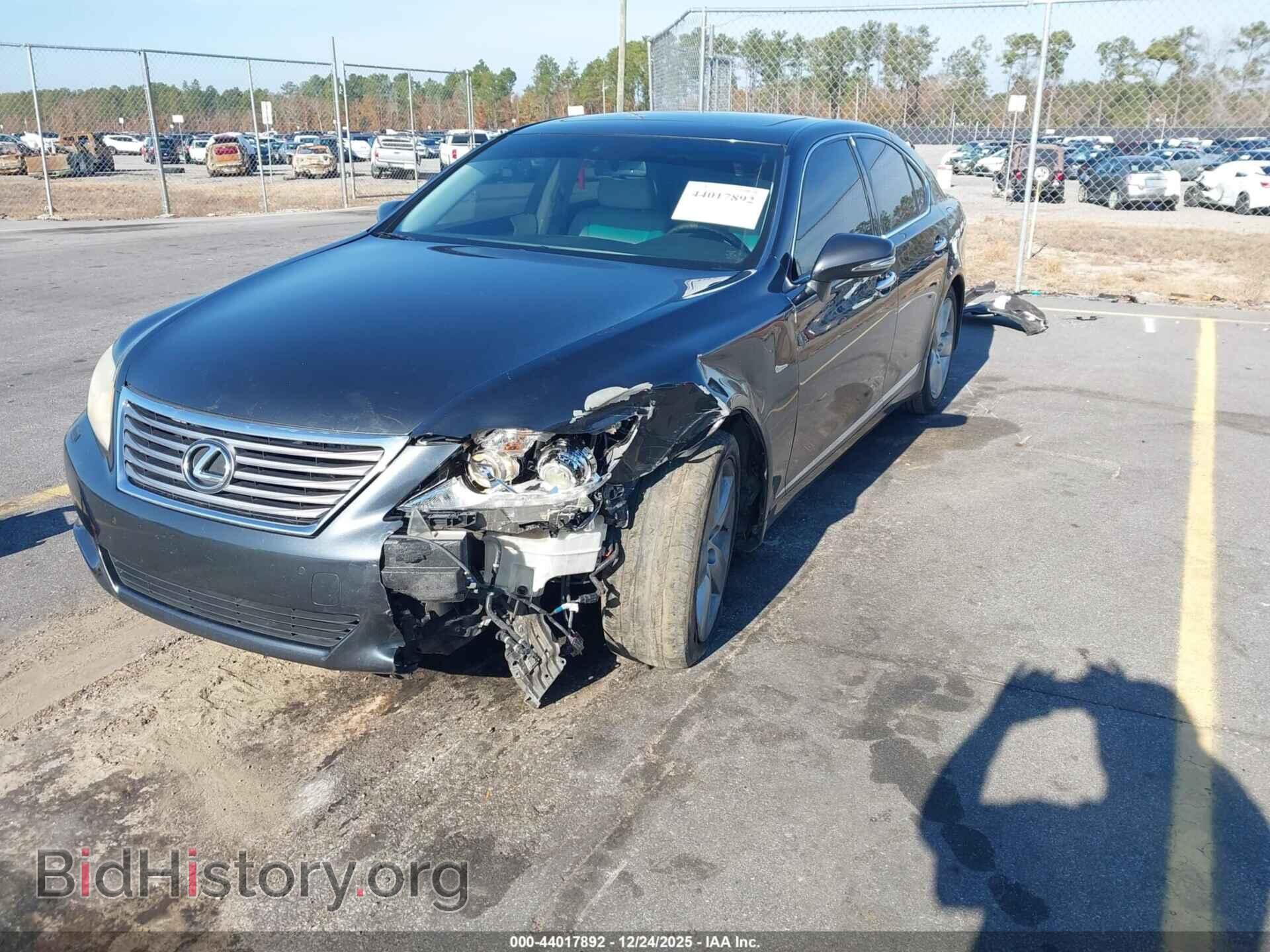 2011 LEXUS LS 460 - VIN: JTHBL5EF7B5107903 - Фото 2