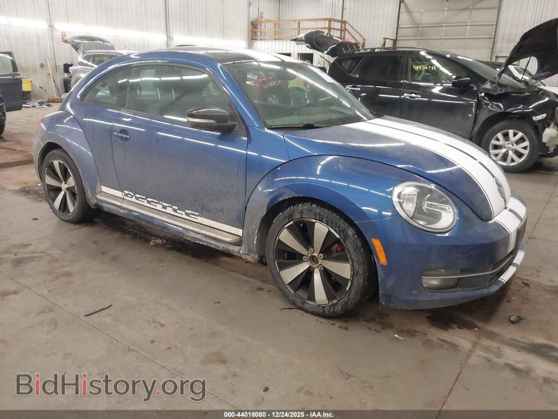Photo 3VWV67AT8CM666303 - VOLKSWAGEN BEETLE 2012