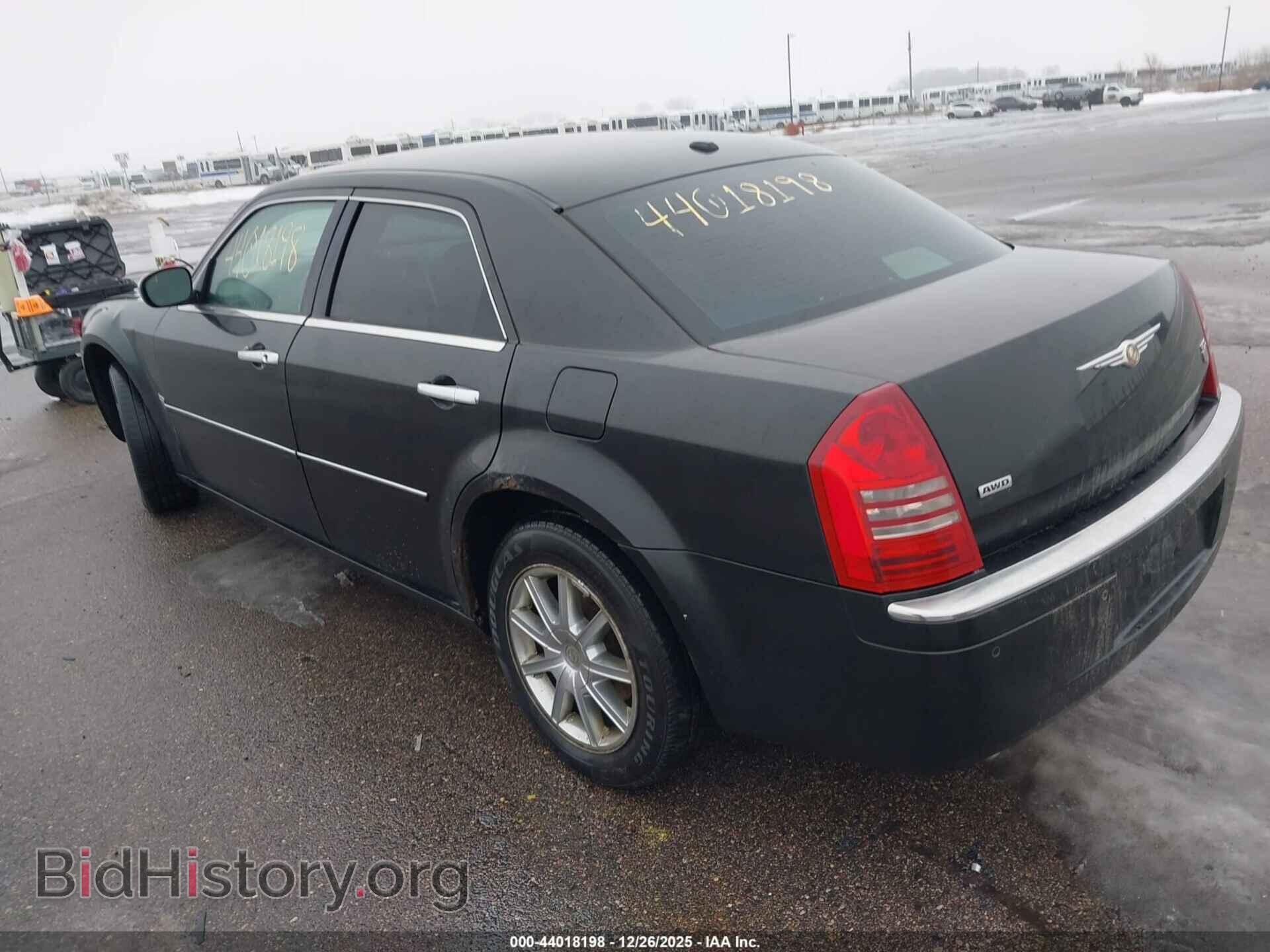 2007 CHRYSLER 300C - VIN: 2C3LK63H77H780505 - Фото 3