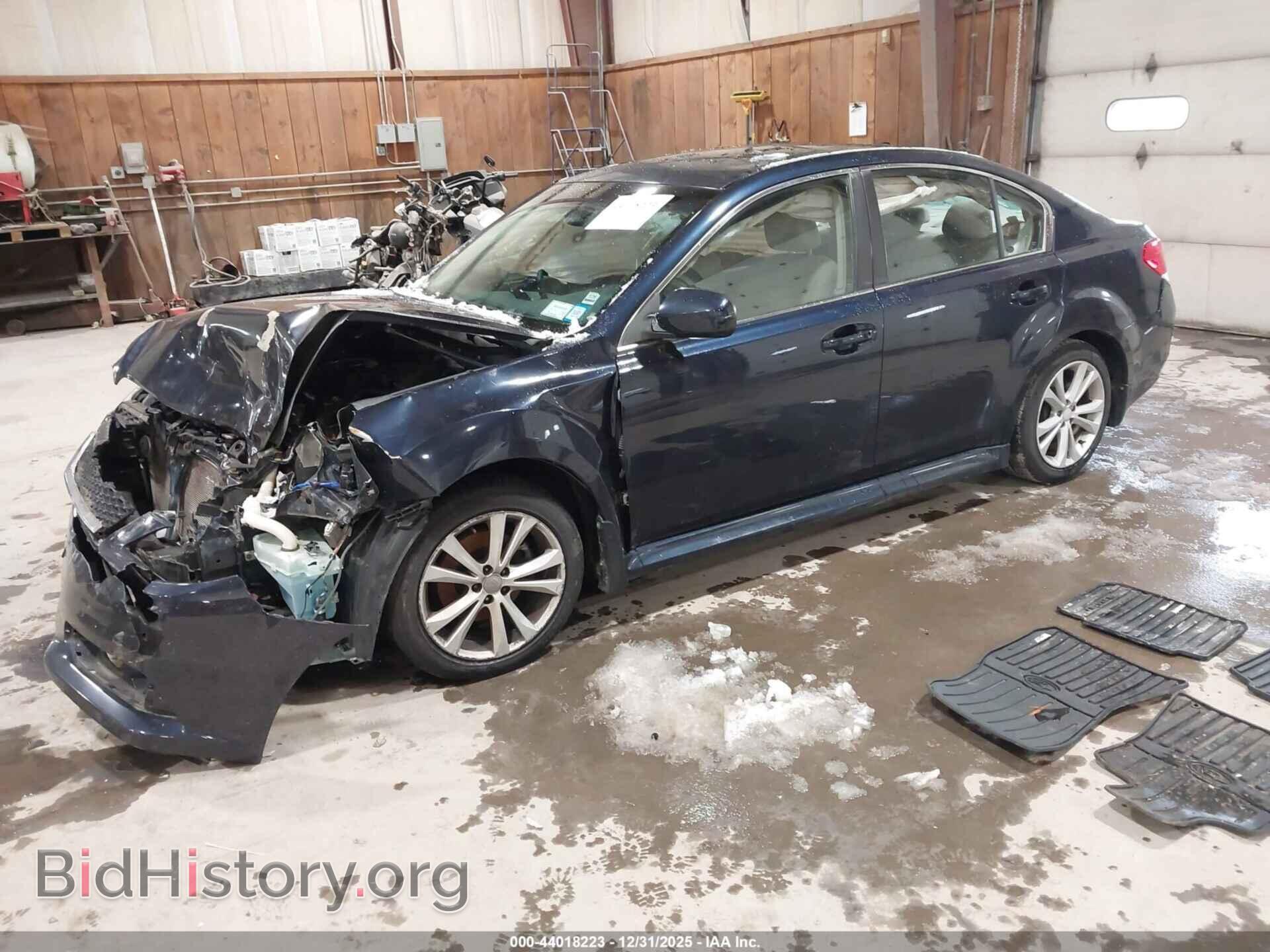 2014 SUBARU LEGACY - VIN: 4S3BMBD60E3025817 - Фото 2