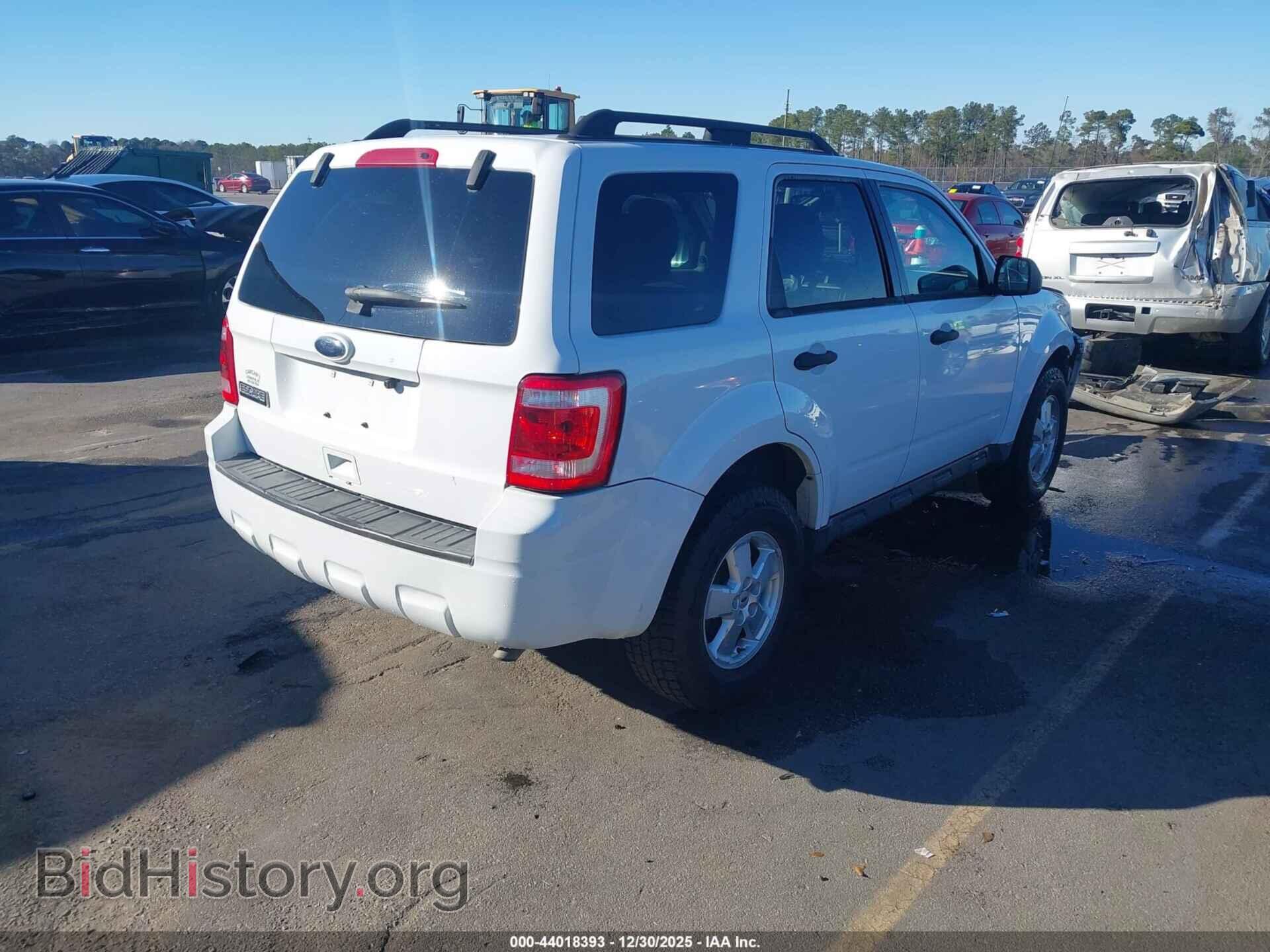 2010 FORD ESCAPE - VIN: 1FMCU0D72AKC51306 - Фото 4