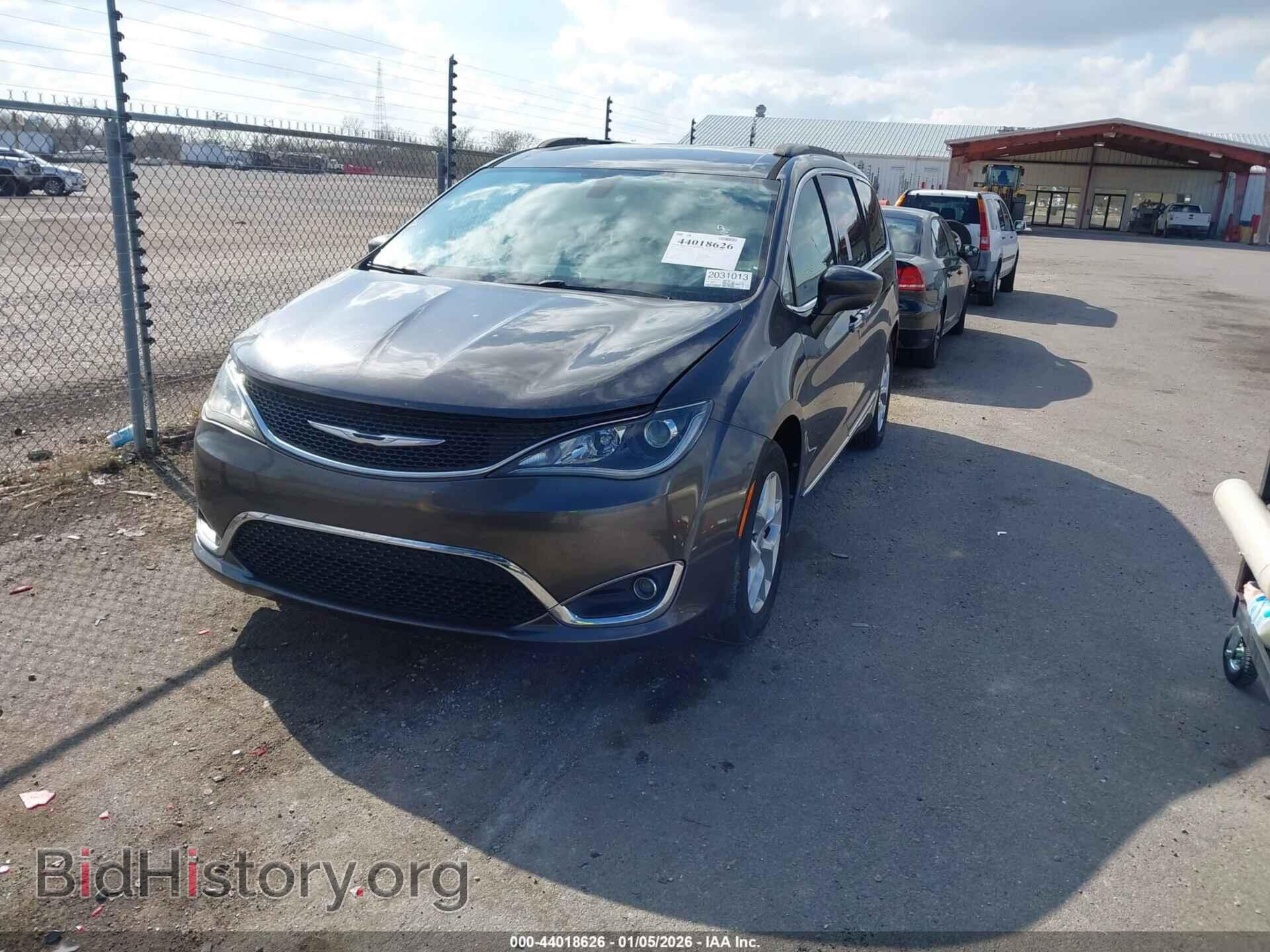 2017 CHRYSLER PACIFICA - VIN: 2C4RC1BG7HR634566 - Фото 2