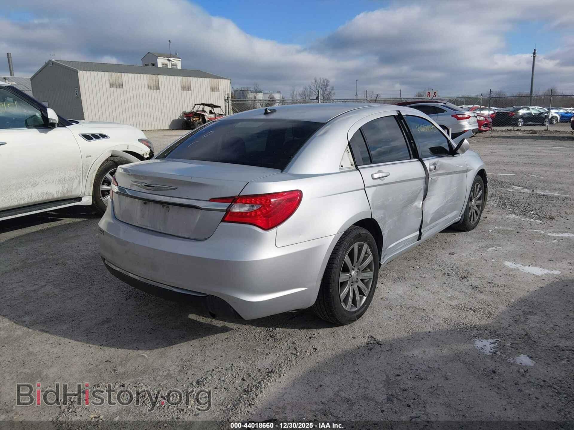 2012 CHRYSLER 200 - VIN: 1C3CCBBB9CN234700 - Photo 4