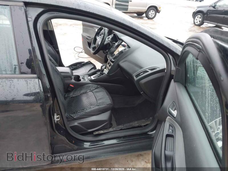 2014 Ford FOCUS (VIN 1FADP3F23EL374198) — фото 5 из 11