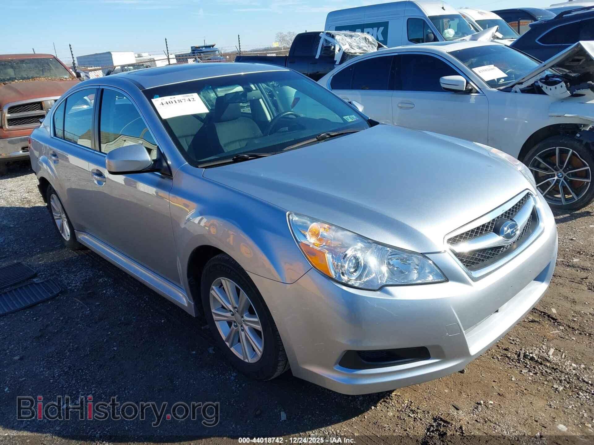 Photo 4S3BMBG67C3030747 - SUBARU LEGACY 2012