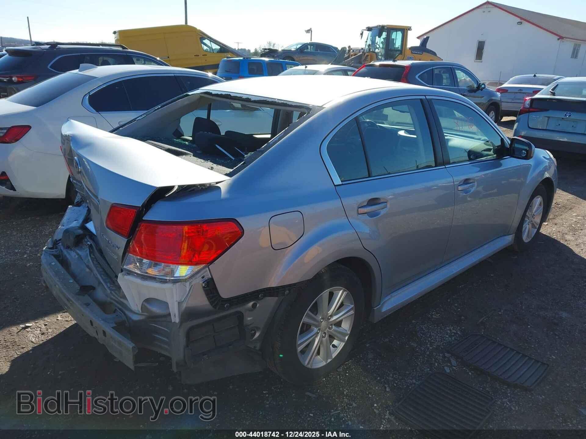 2012 SUBARU LEGACY - VIN: 4S3BMBG67C3030747 - Фото 4