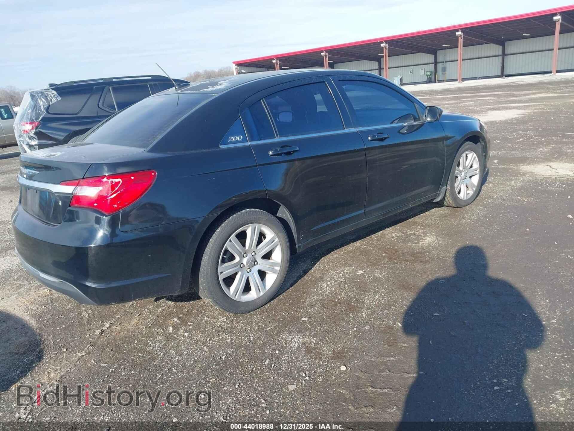 2013 CHRYSLER 200 - VIN: 1C3CCBAB7DN669833 - Фото 4