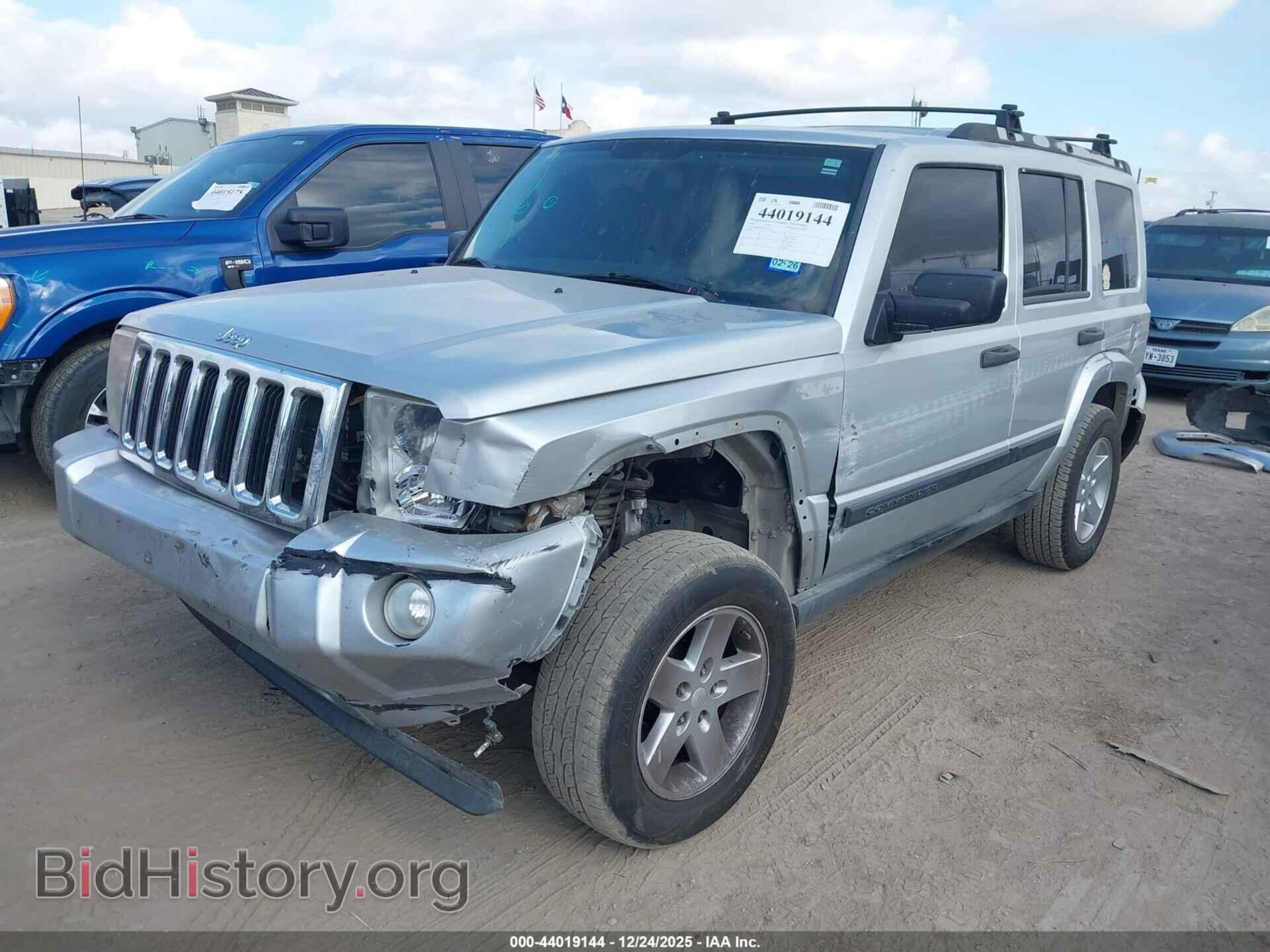 2006 JEEP COMMANDER - VIN: 1J8HH48N86C324428 - Photo 2