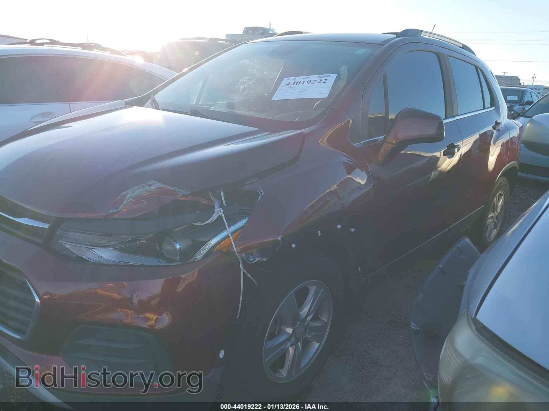 2017 CHEVROLET TRAX - VIN: 3GNCJLSB5HL273354 - Фото 2