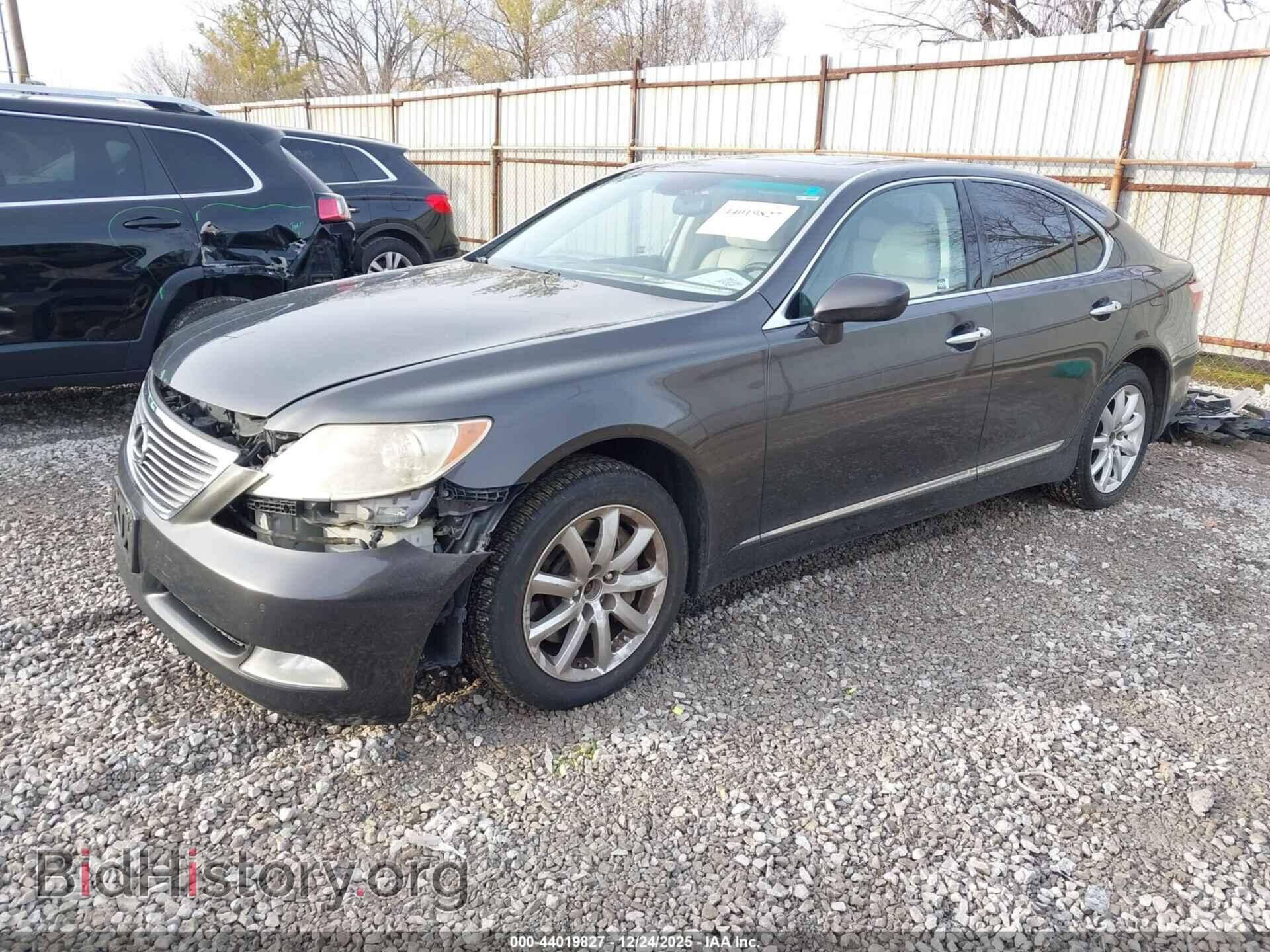 2009 LEXUS LS 460 - VIN: JTHCL46F195001924 - Фото 2