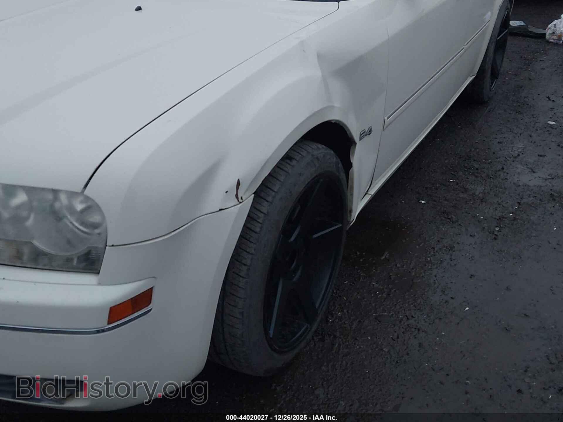 2007 CHRYSLER 300 - VIN: 2C3KA53G57H724059 - Фото 13
