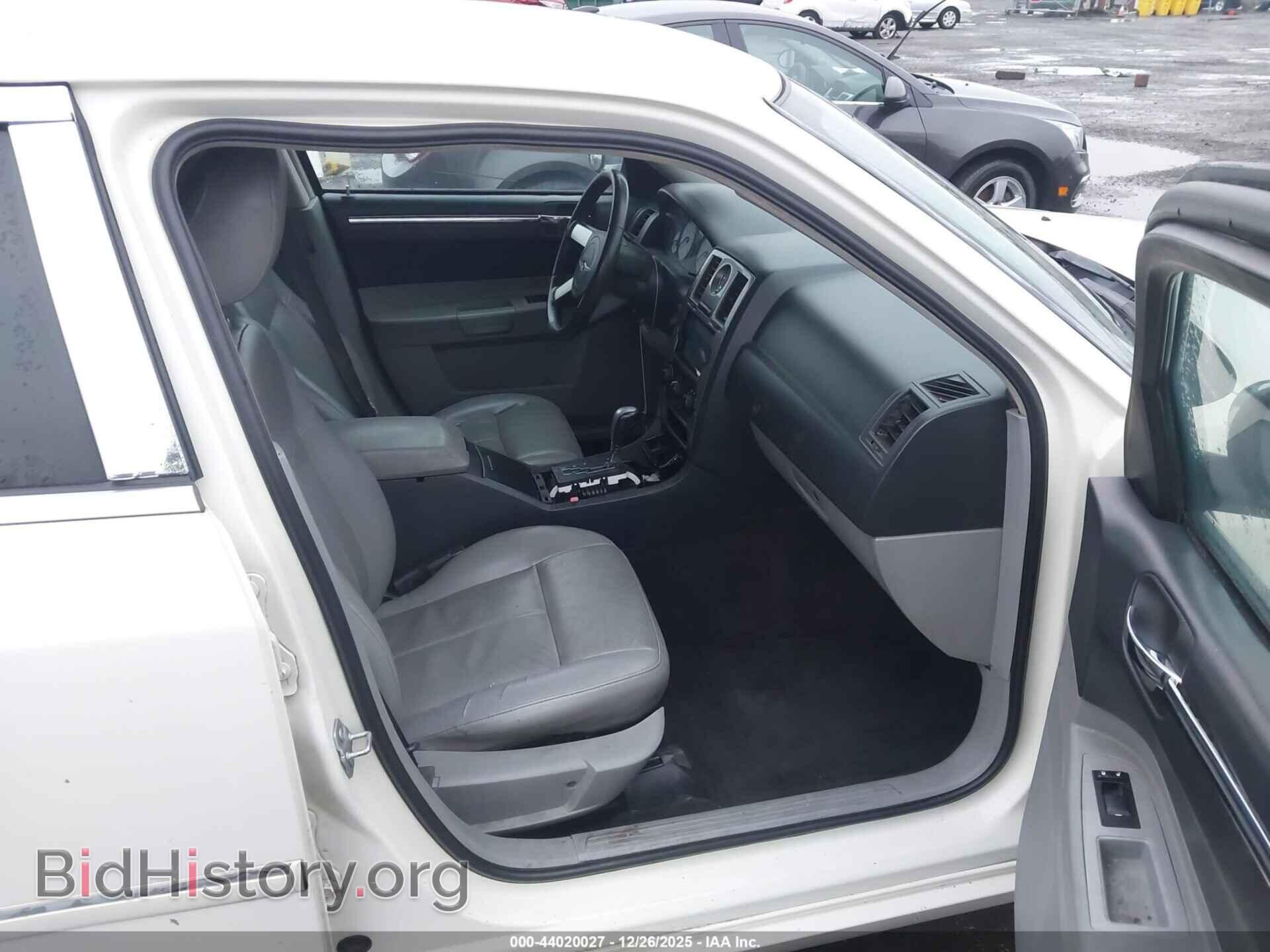 2007 CHRYSLER 300 - VIN: 2C3KA53G57H724059 - Фото 5