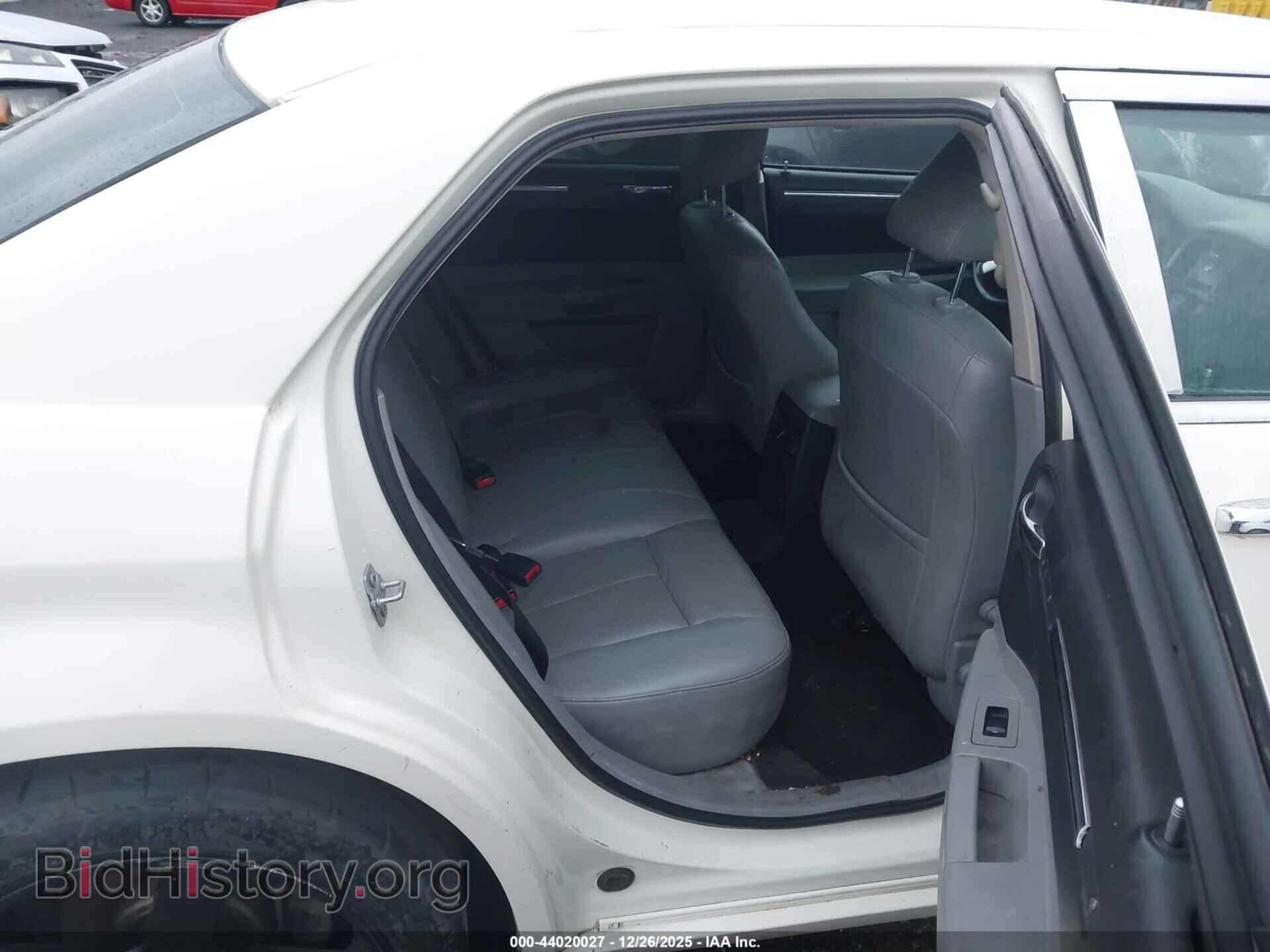2007 CHRYSLER 300 - VIN: 2C3KA53G57H724059 - Фото 8