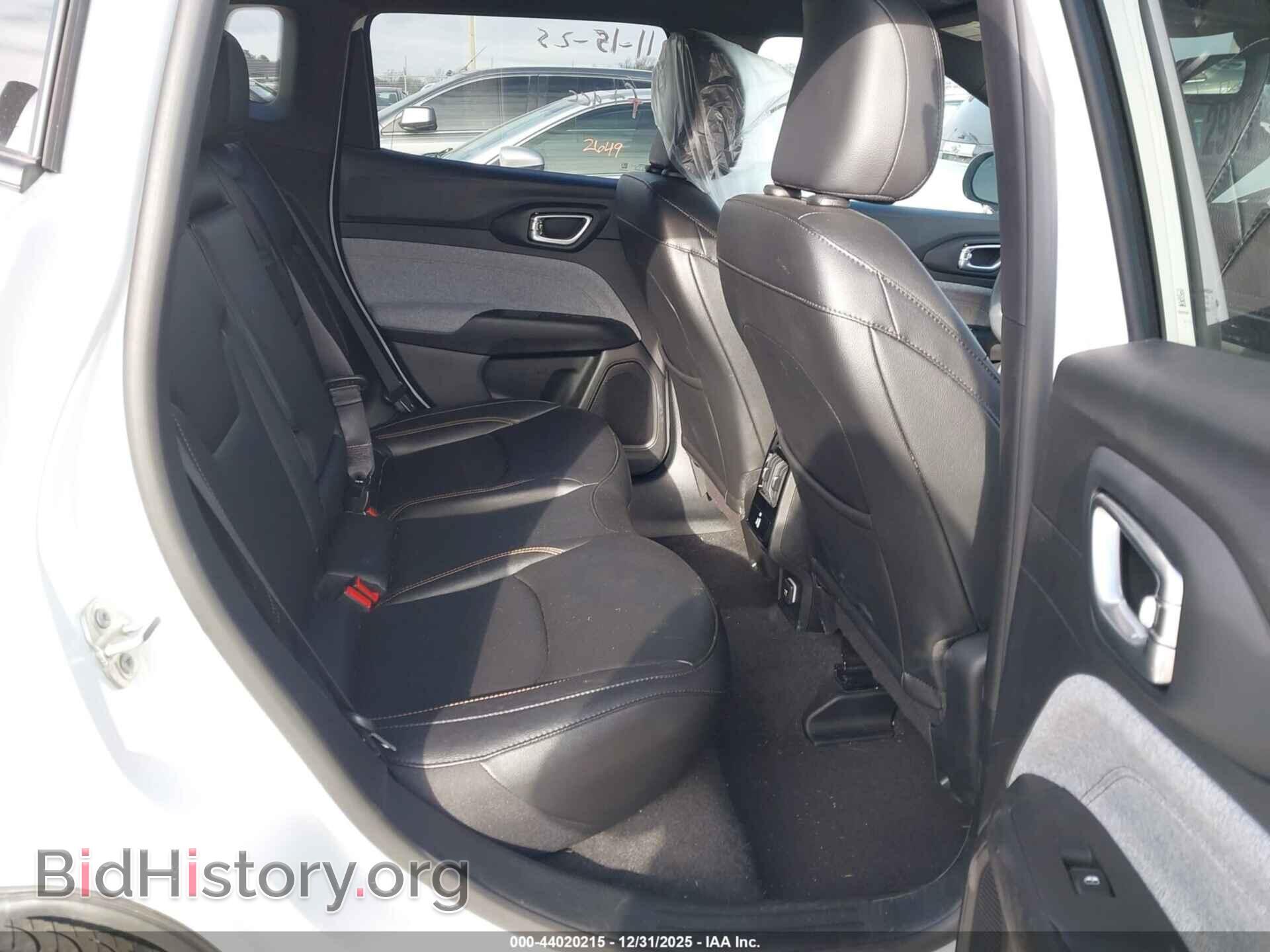 2024 JEEP COMPASS - VIN: 3C4NJDFN4RT112765 - Фото 8