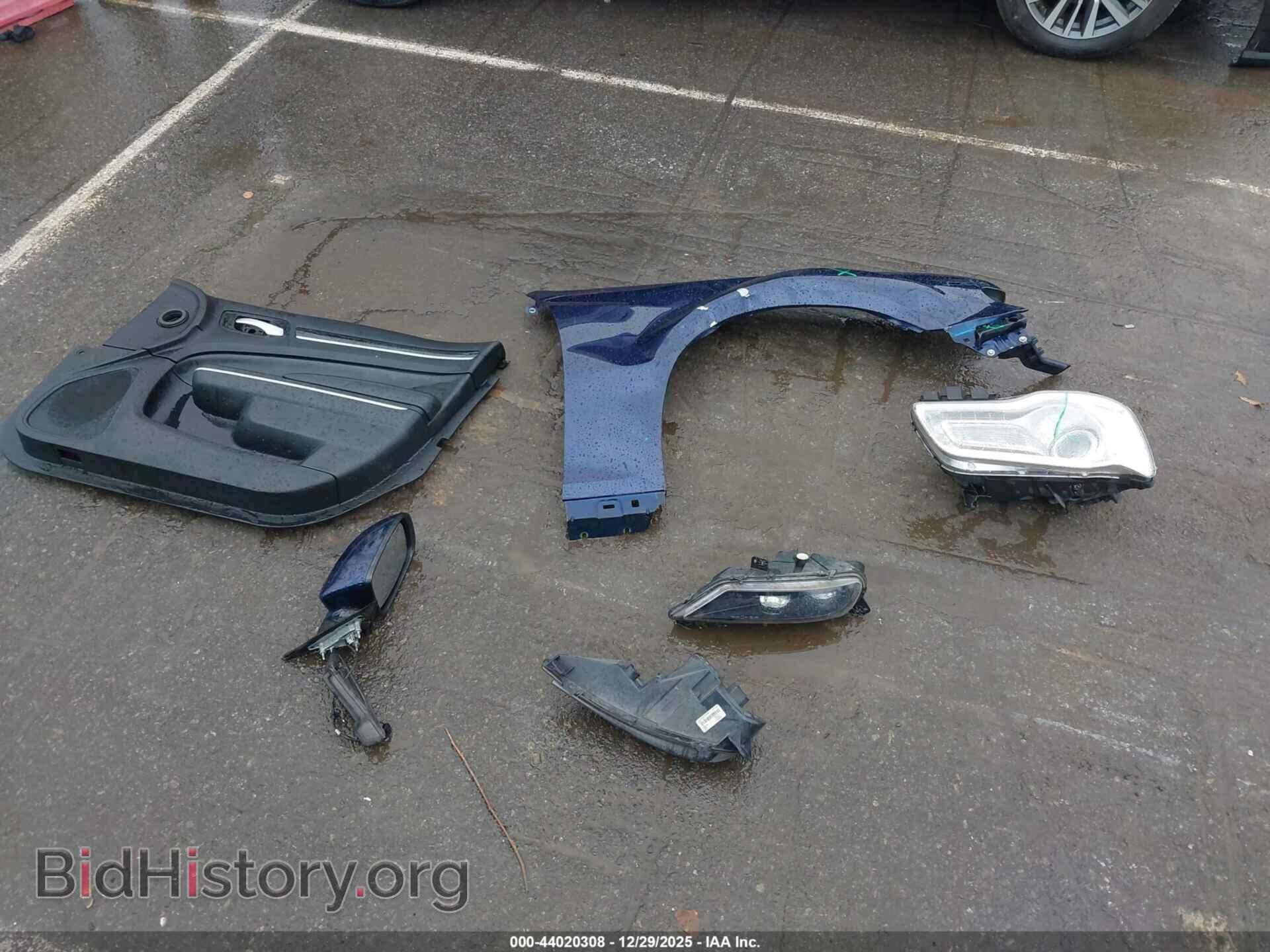 2016 CHRYSLER 300 - VIN: 2C3CCARG4GH270532 - Фото 12