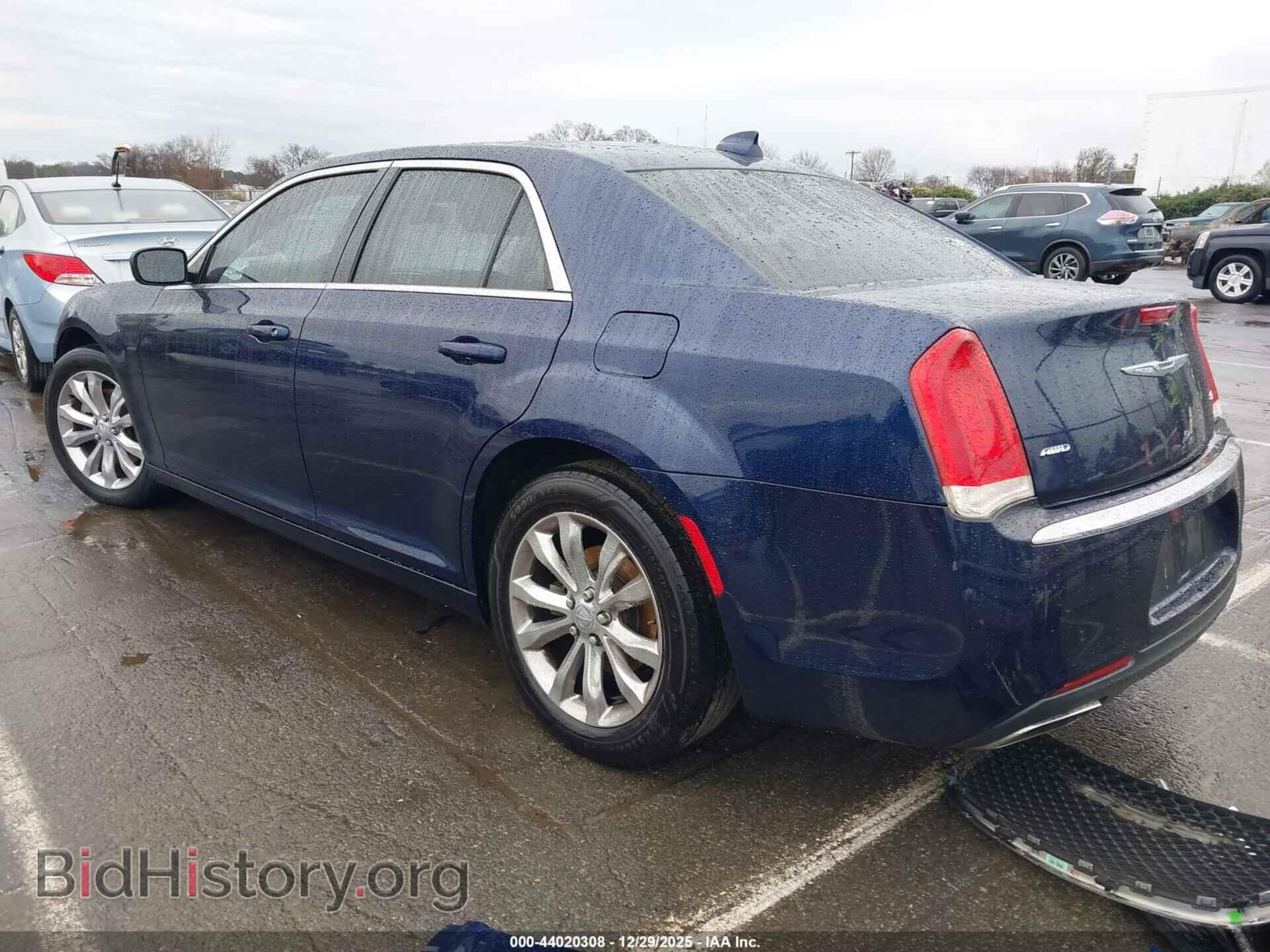 2016 CHRYSLER 300 - VIN: 2C3CCARG4GH270532 - Фото 3