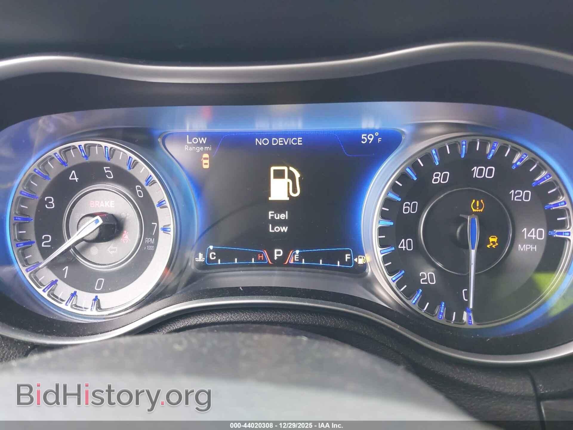 2016 CHRYSLER 300 - VIN: 2C3CCARG4GH270532 - Фото 7