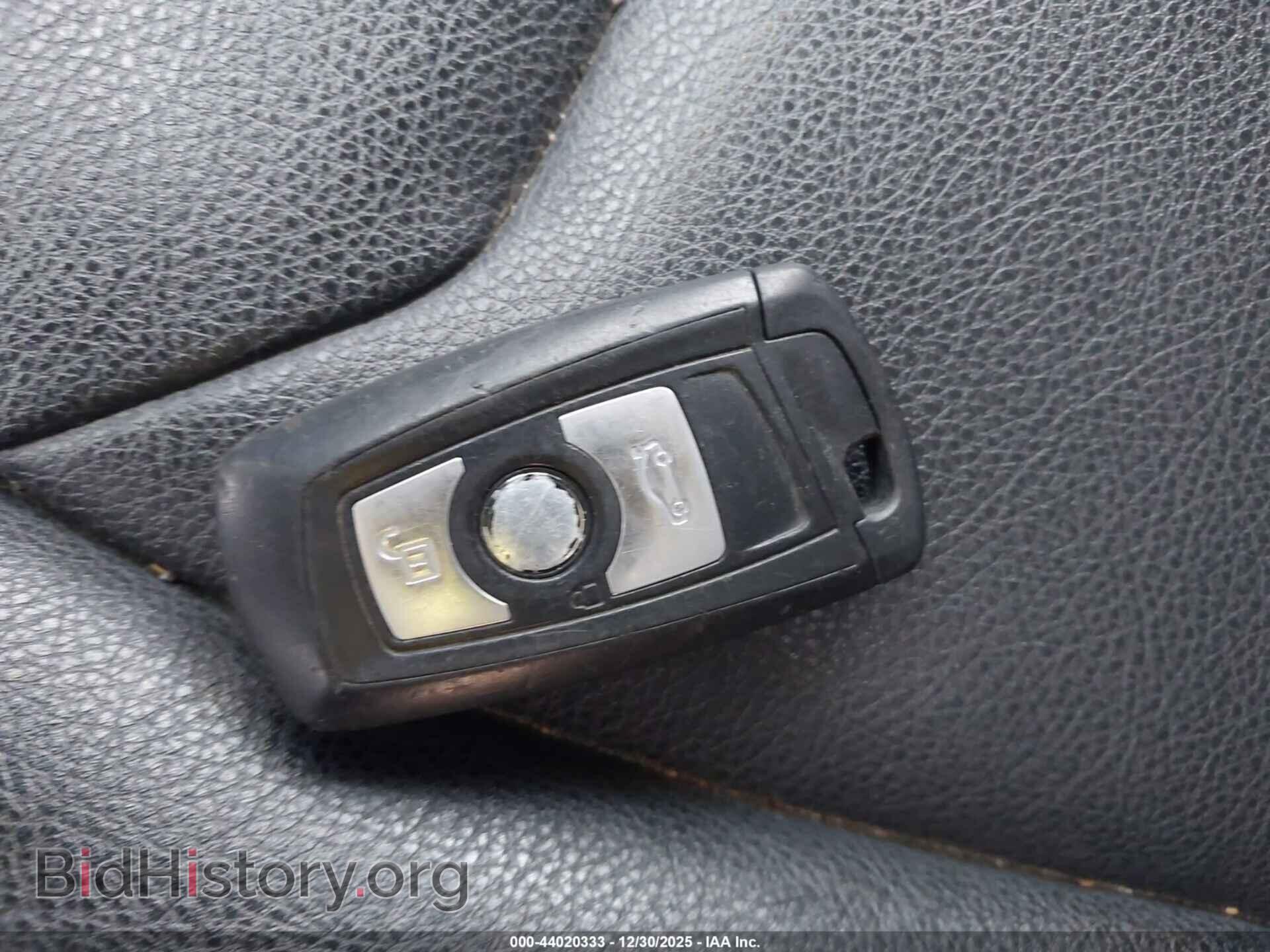 2015 BMW 320I - VIN: WBA3C3C52FP663810 - Фото 11