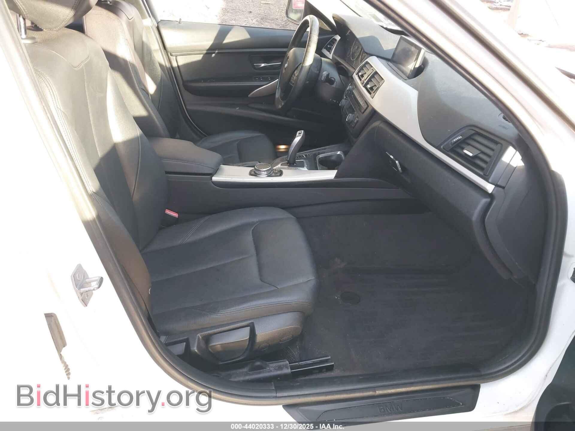 2015 BMW 320I - VIN: WBA3C3C52FP663810 - Фото 5