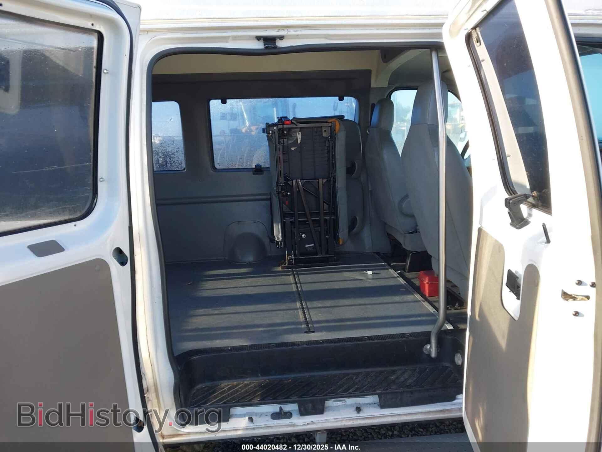 2011 FORD E-150 - VIN: 1FTNS1EW4BDA16586 - Фото 8