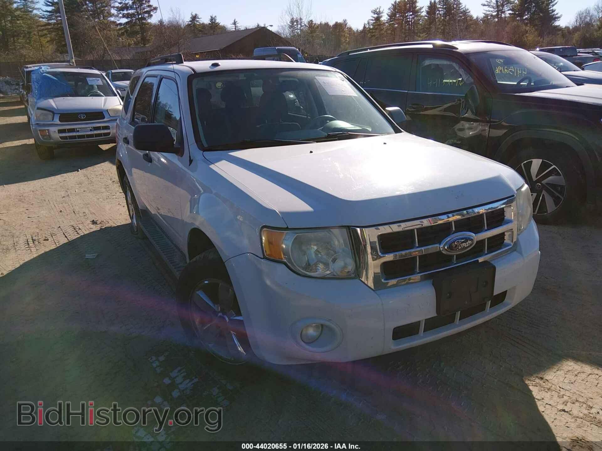 Photo 1FMCU93729KB27540 - FORD ESCAPE 2009