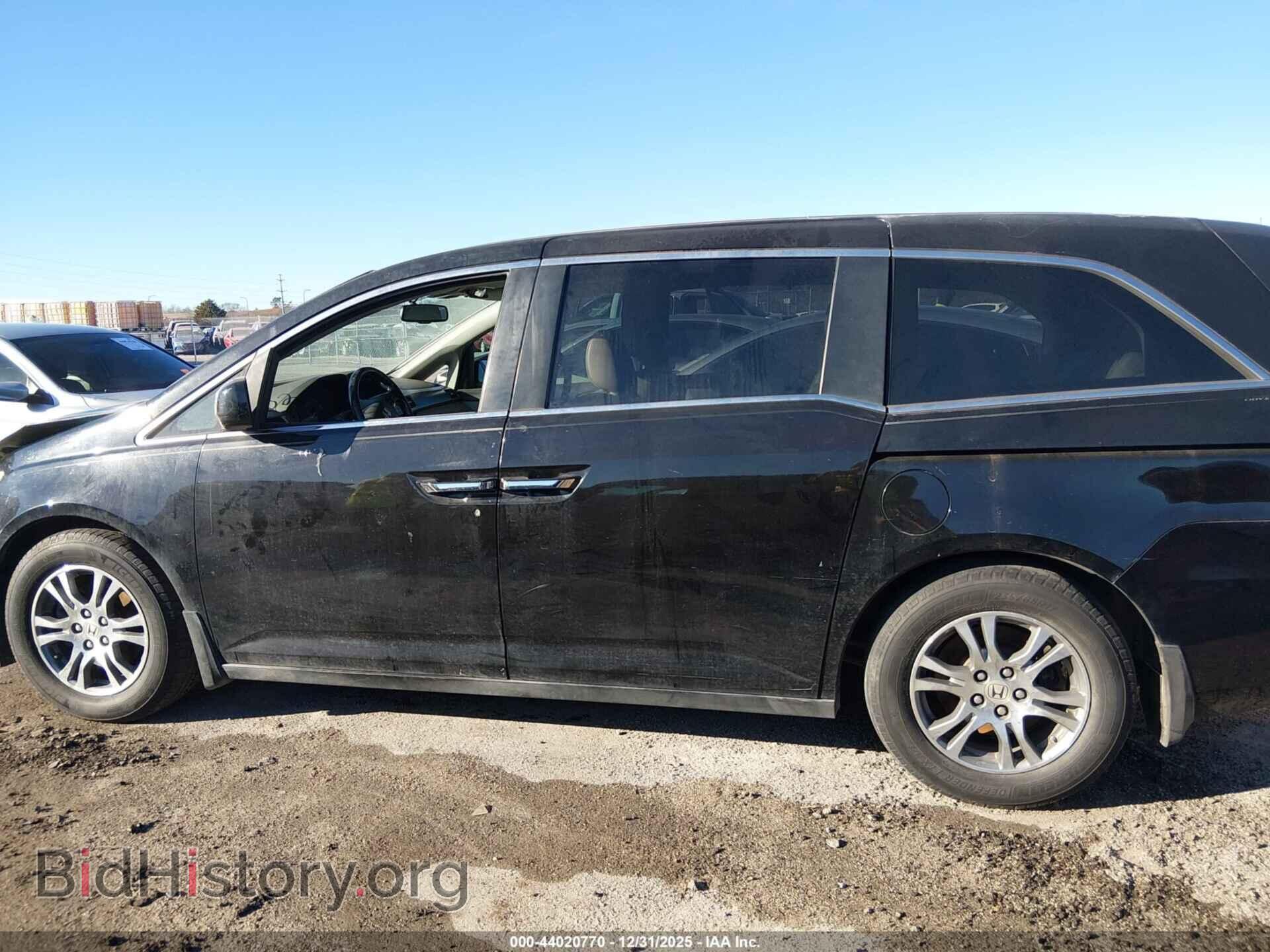 2011 HONDA ODYSSEY - VIN: 5FNRL5H65BB010466 - Фото 14